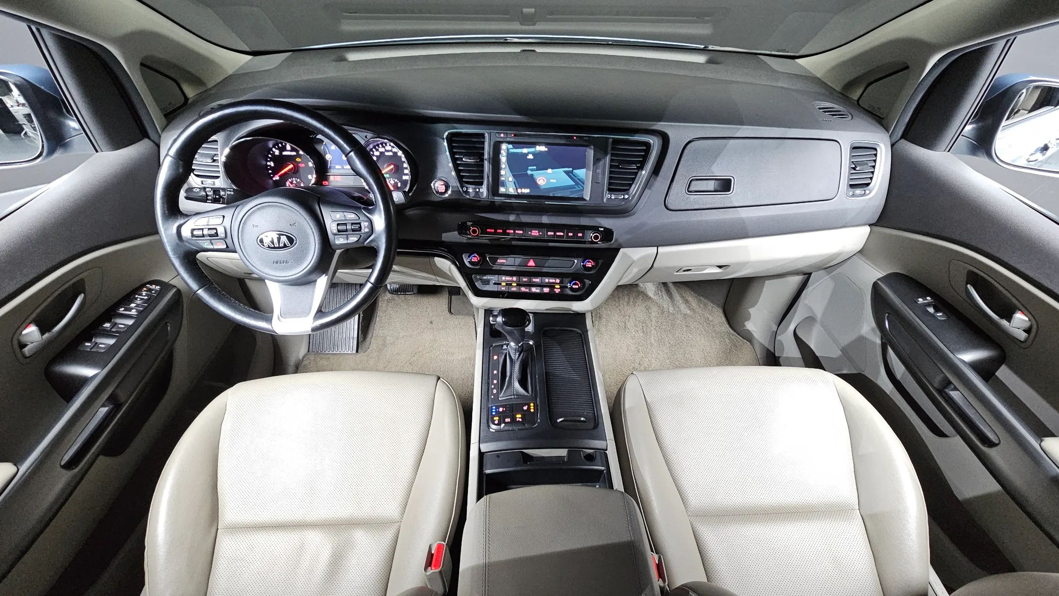 Kia 카니발 9 2015 4/5
