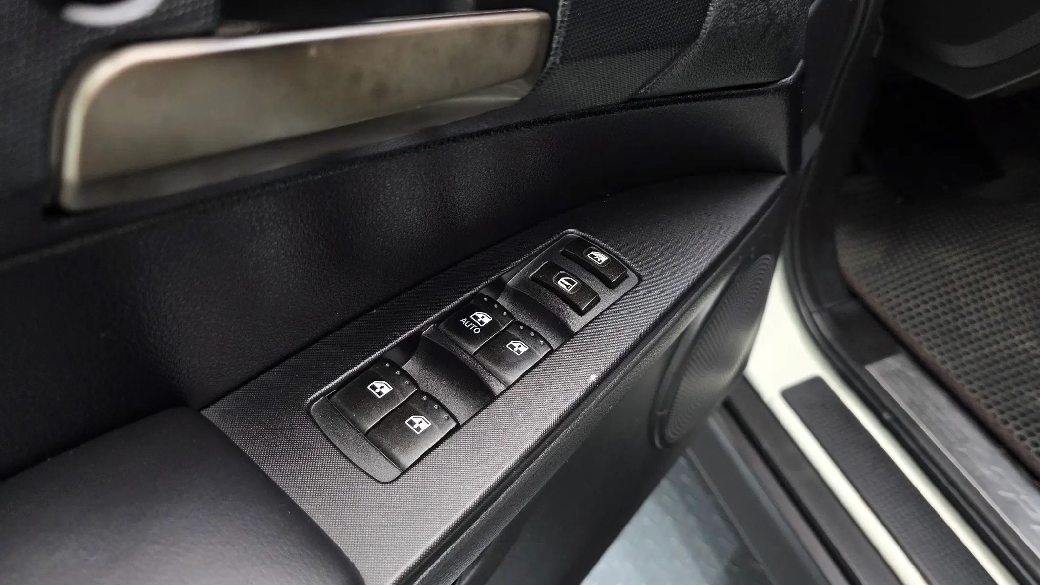 KG Mobility 코란도 스포츠 CX7 4WD 2012 20/21
