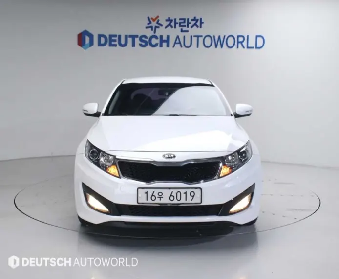 Kia K5 LPI 2011 2/5
