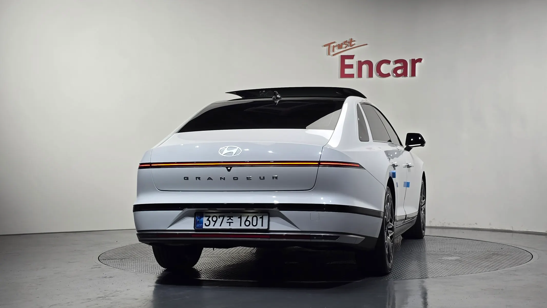 Hyundai (GN7) 3.5 LPG 2WD 2023 3/5