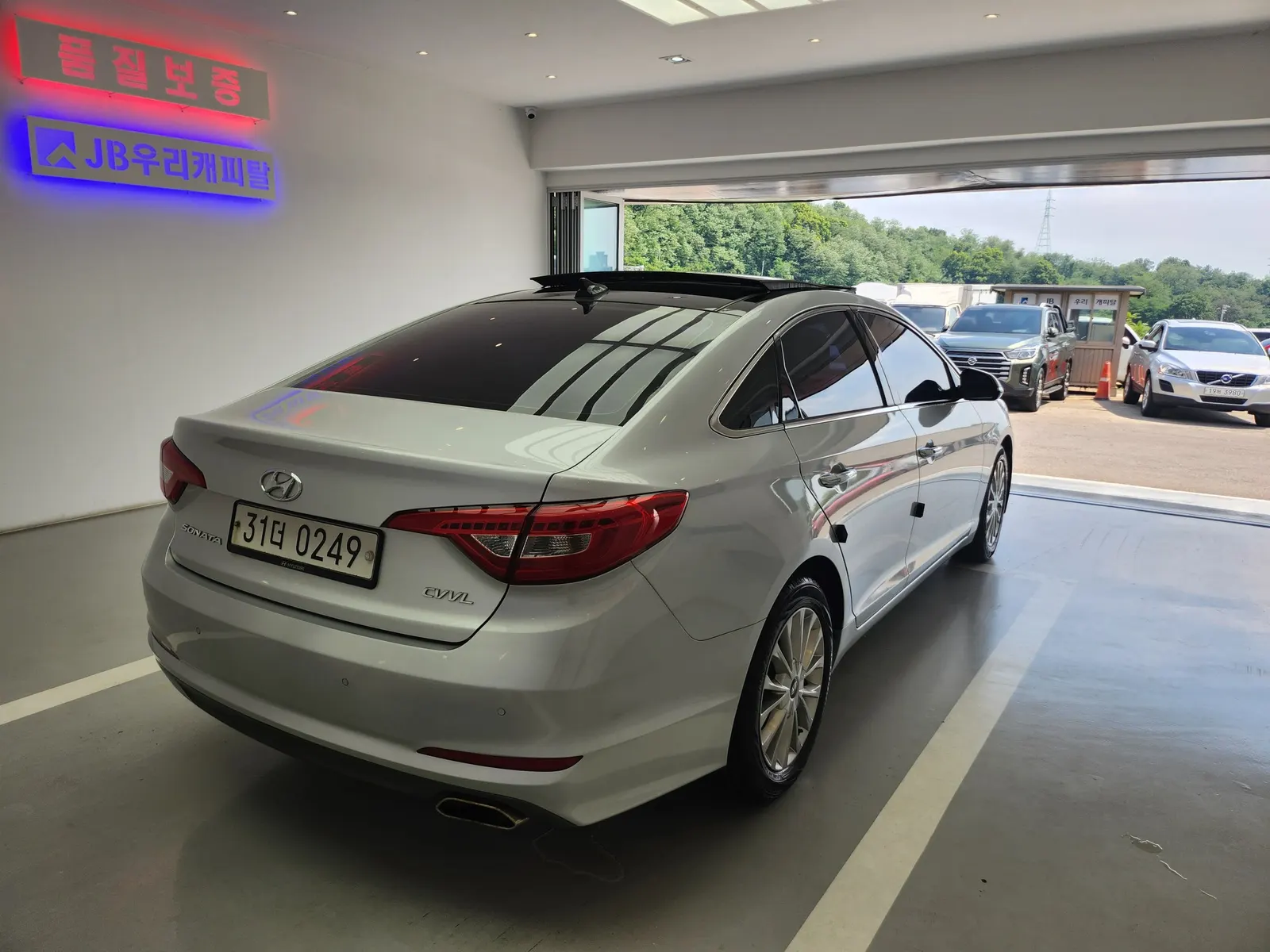 Hyundai LF 2.0 2016 2/27