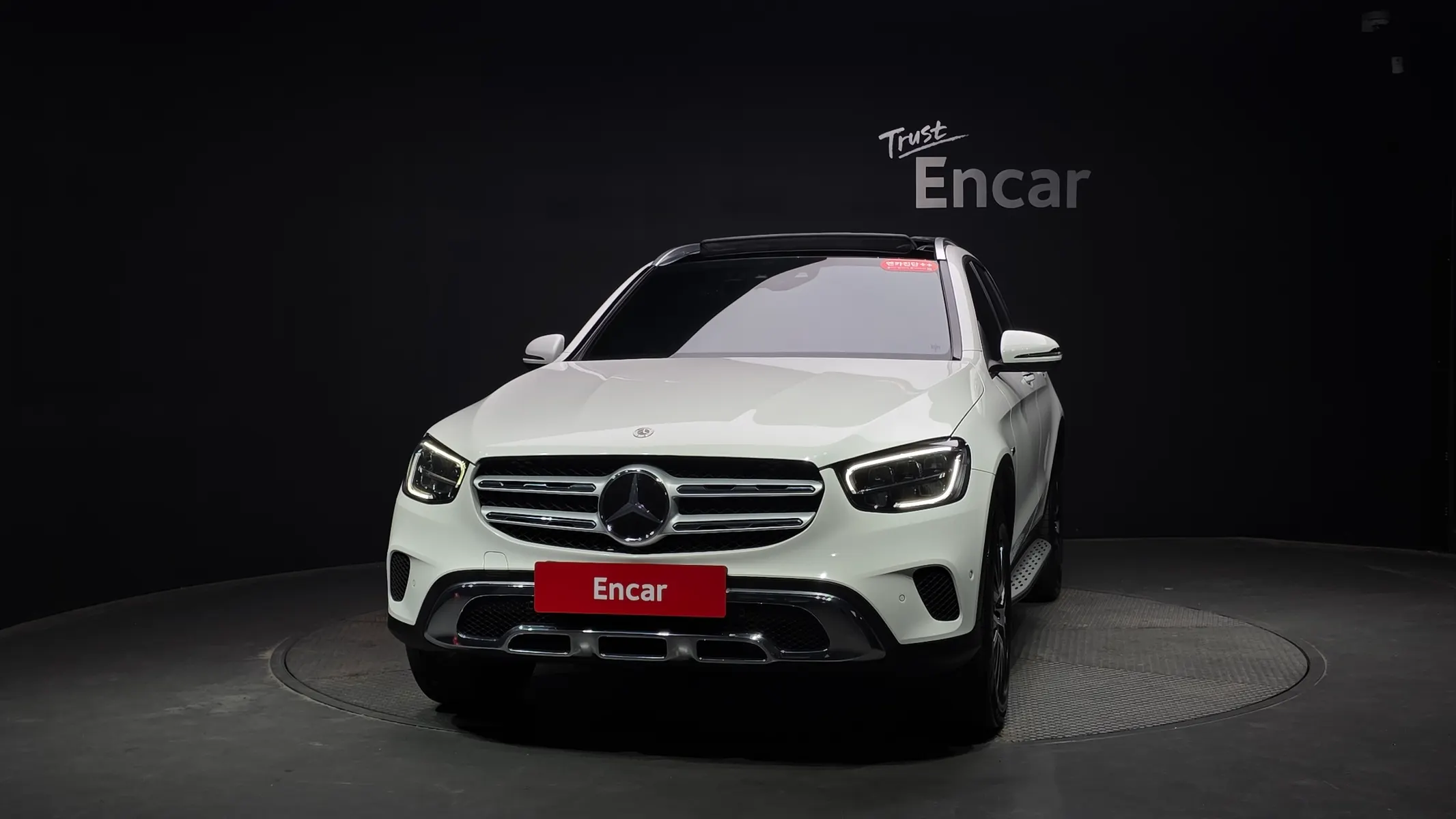Mercedes-Benz GLC-Class X253 GLC300e 4MATIC 2021 3/36