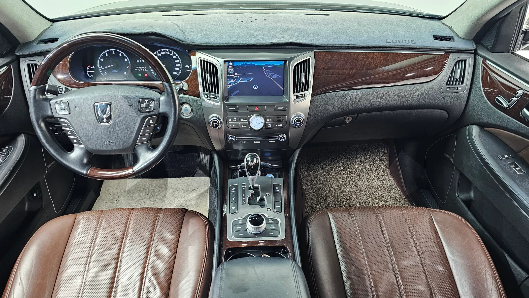 Hyundai () VS380 2011 4/5