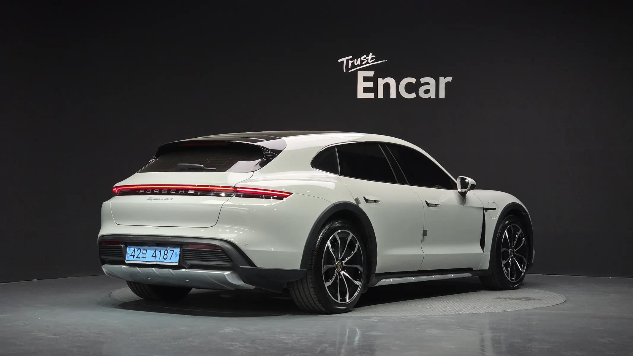 Porsche 타이칸 4S 2022 2/37