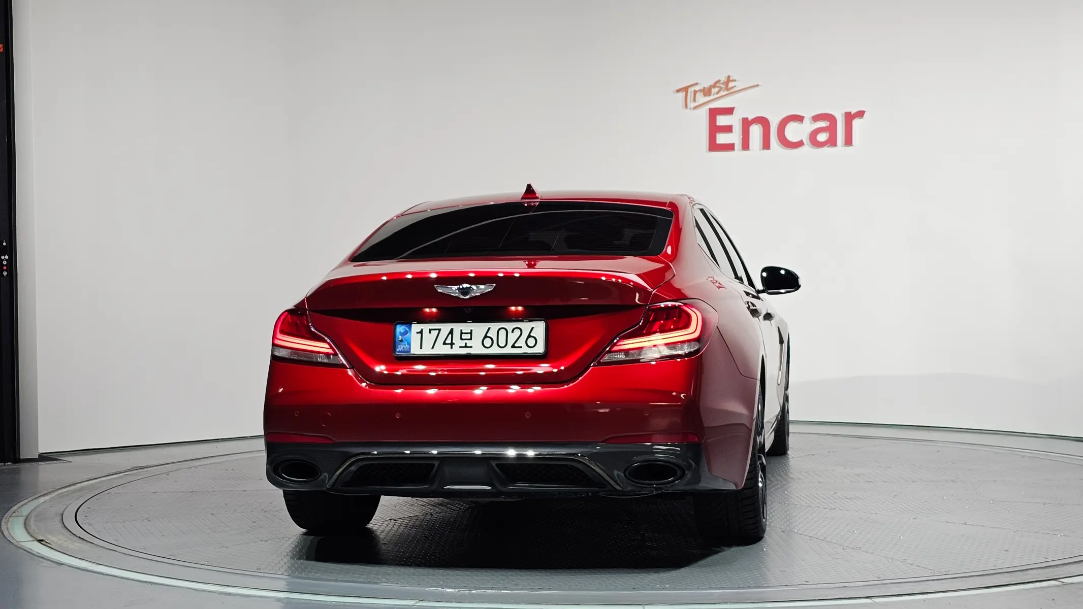 Genesis G70 2.0T AWD 2019 3/5