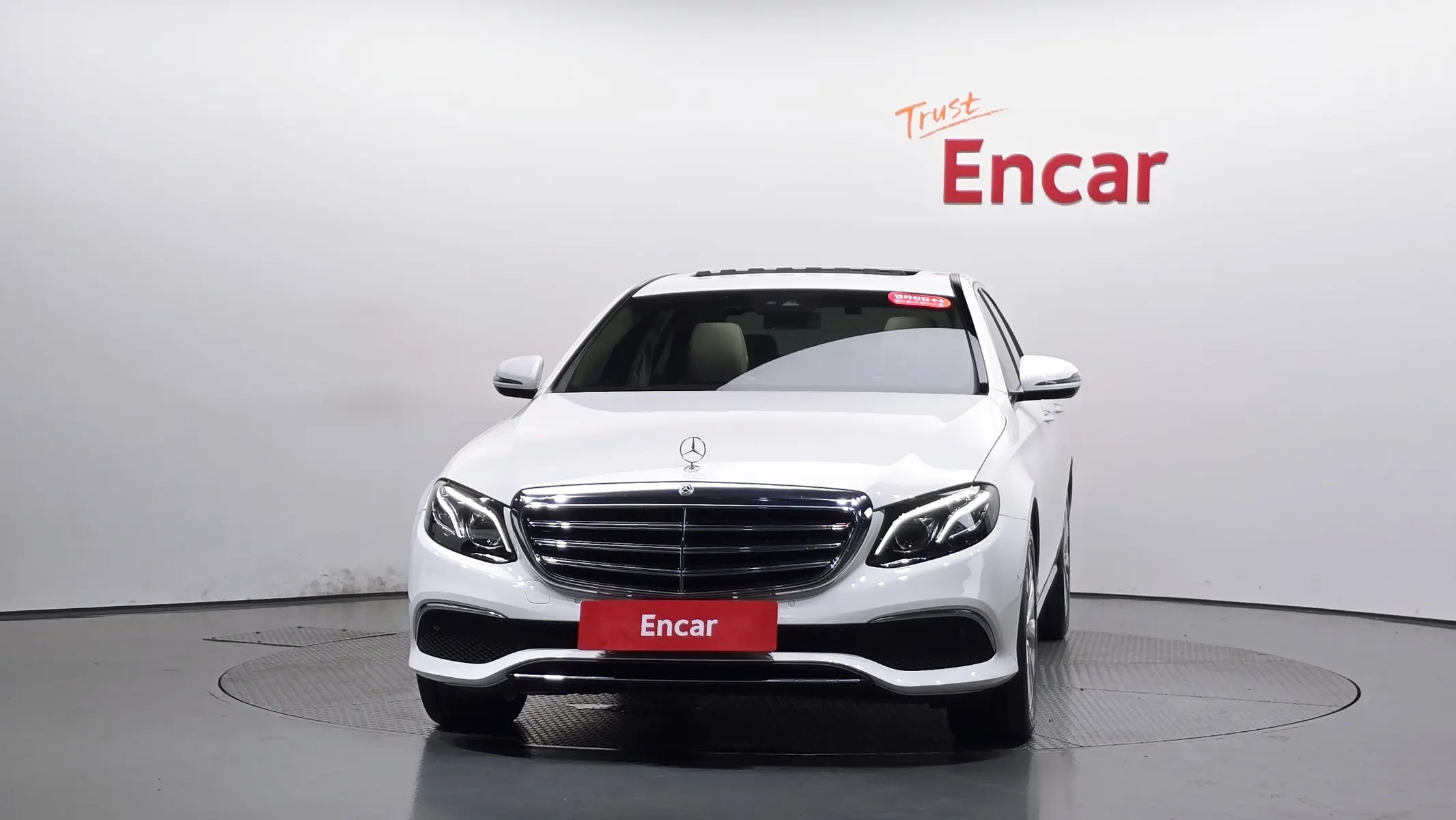 Mercedes-Benz E-Class W213 E220d 4MATIC 2019 2/31