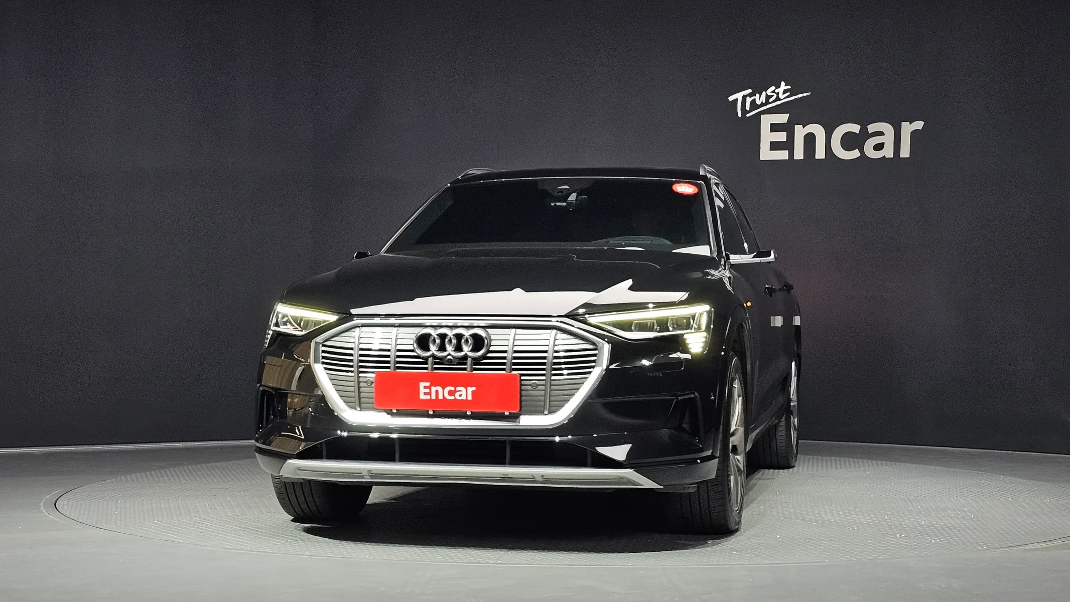 Audi e- 55 2021 3/34