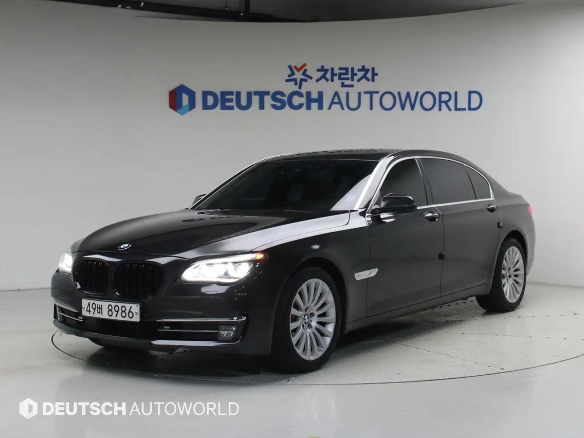 BMW 7 Series (F01) 730Ld 2013 3/21