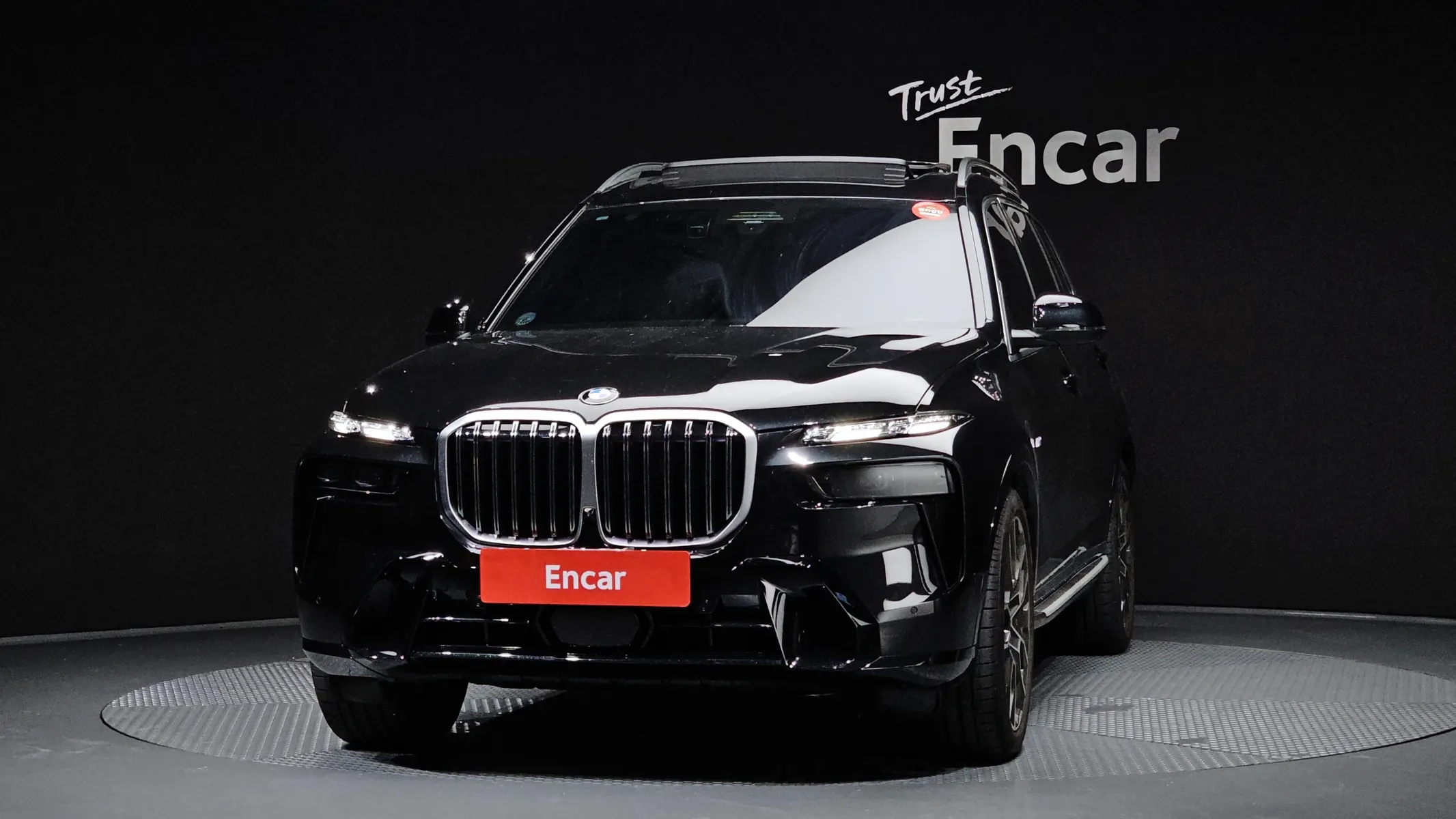 BMW X7 (G07) xDrive 40i M 7 2025 3/36