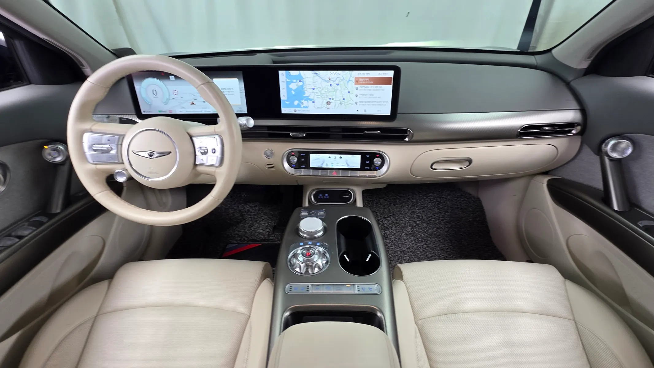 Genesis GV60 2023 4/5