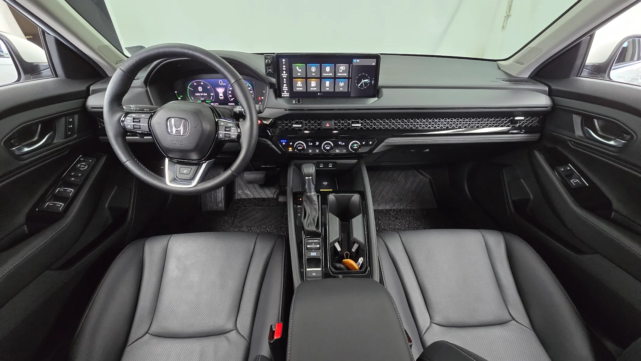 Honda 11 2.0 2025 4/5