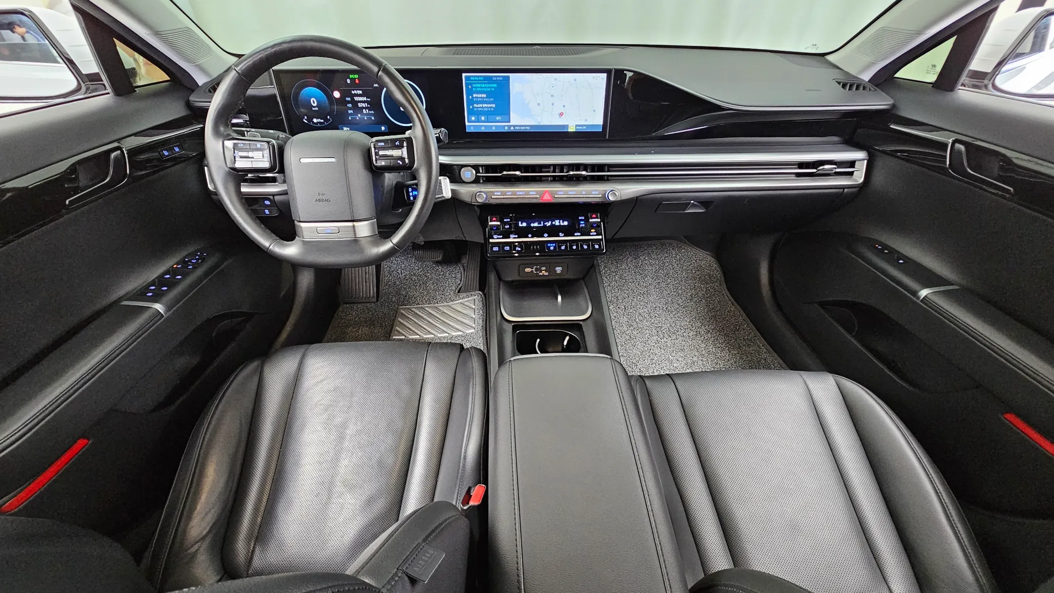 Hyundai (GN7) 3.5 LPG 2WD () 2023 4/5