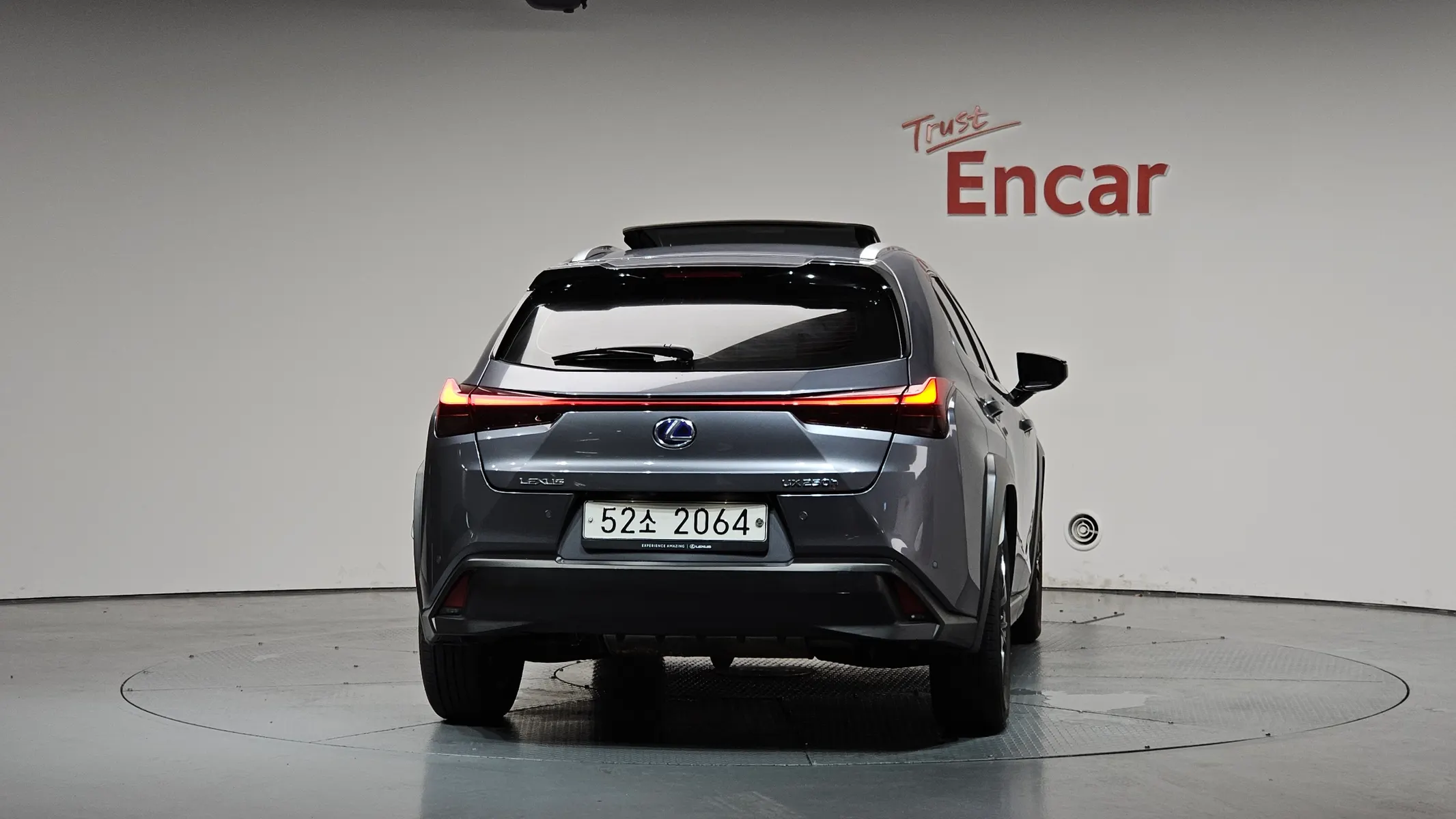 Lexus UX250h 2.0 2WD 2019 3/5