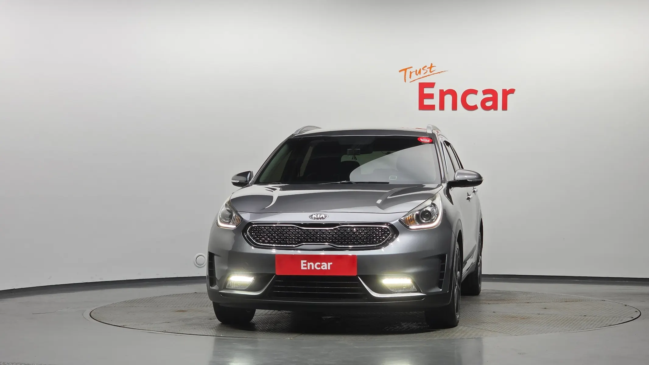 Kia Niro 2016 2/5