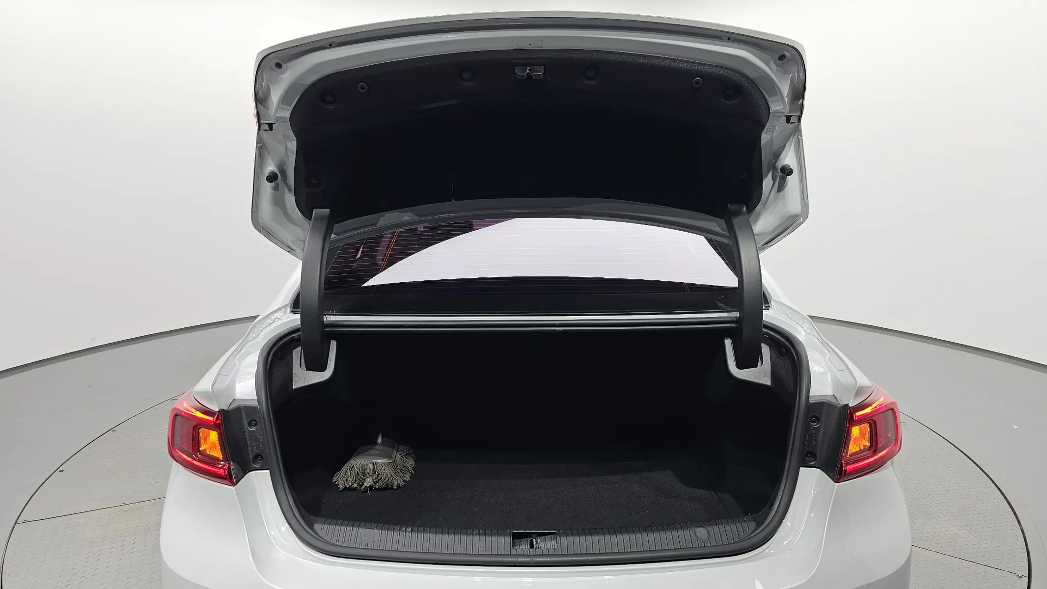 Renault Korea SM6 2.0 GDe SE 2016 31/32