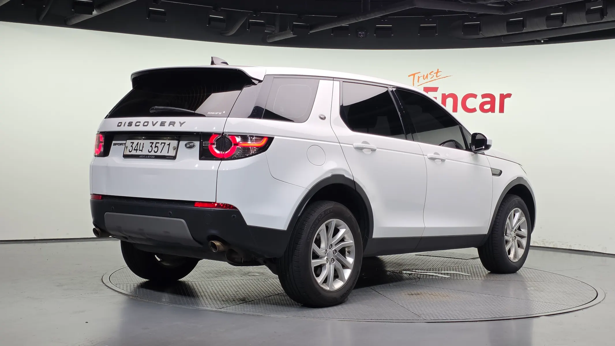 Land Rover 디스커버리 스포츠 2.0 TD4 SE (150) 2018 2/21
