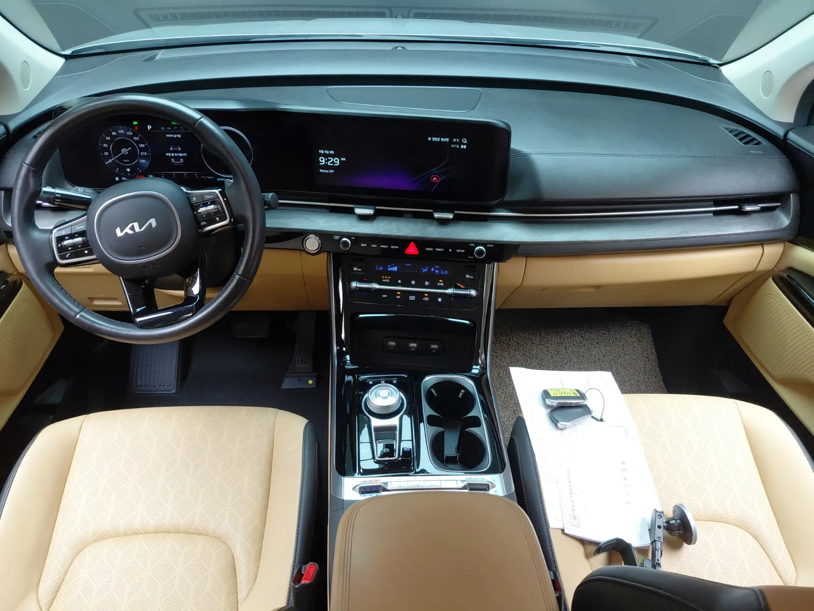 Kia Carnival 9 2022 4/5