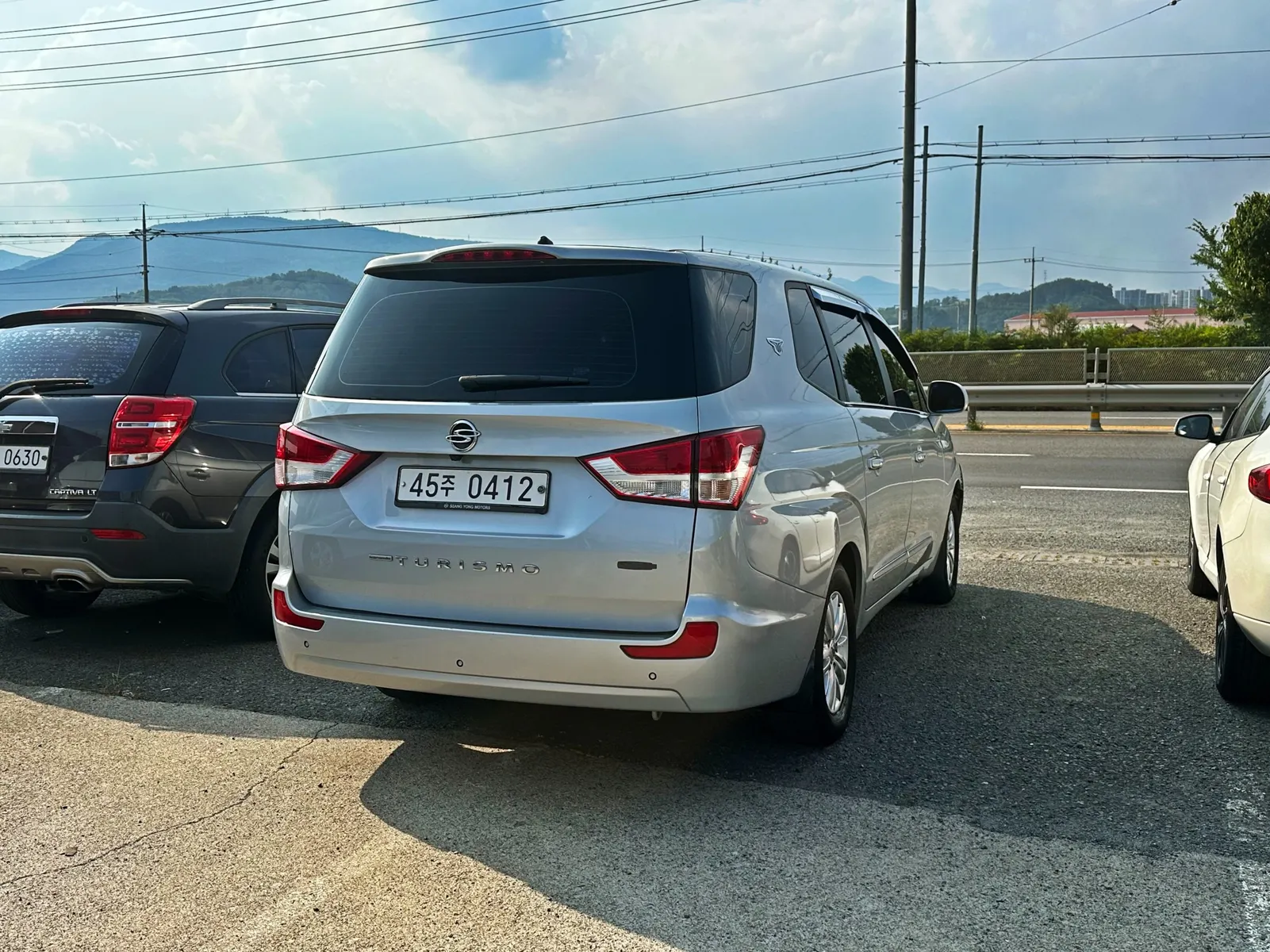 KG Mobility 코란도 투리스모 4WD TX 9 2016 3/5