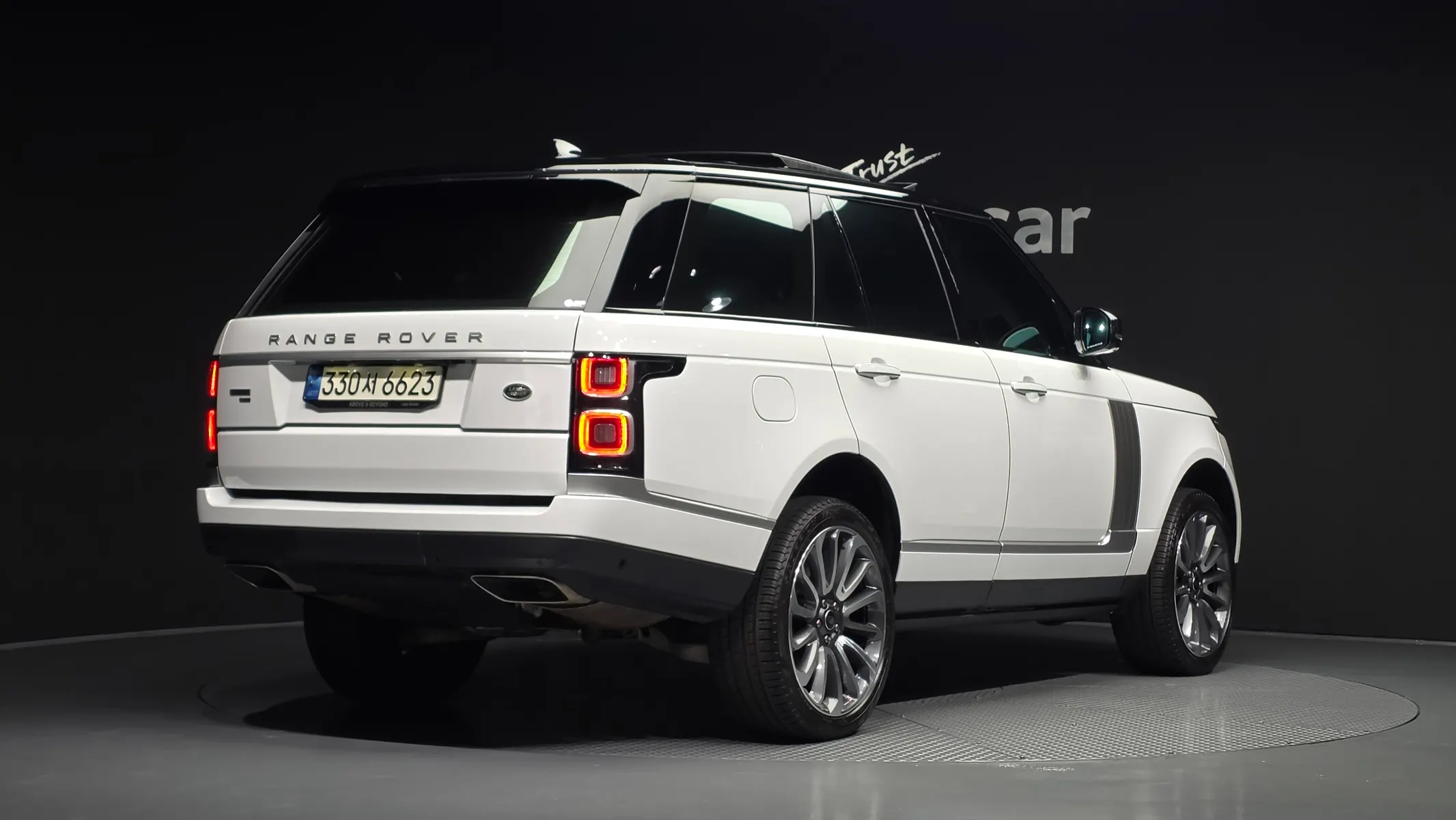Land Rover 4 D350 AB 2021 2/35