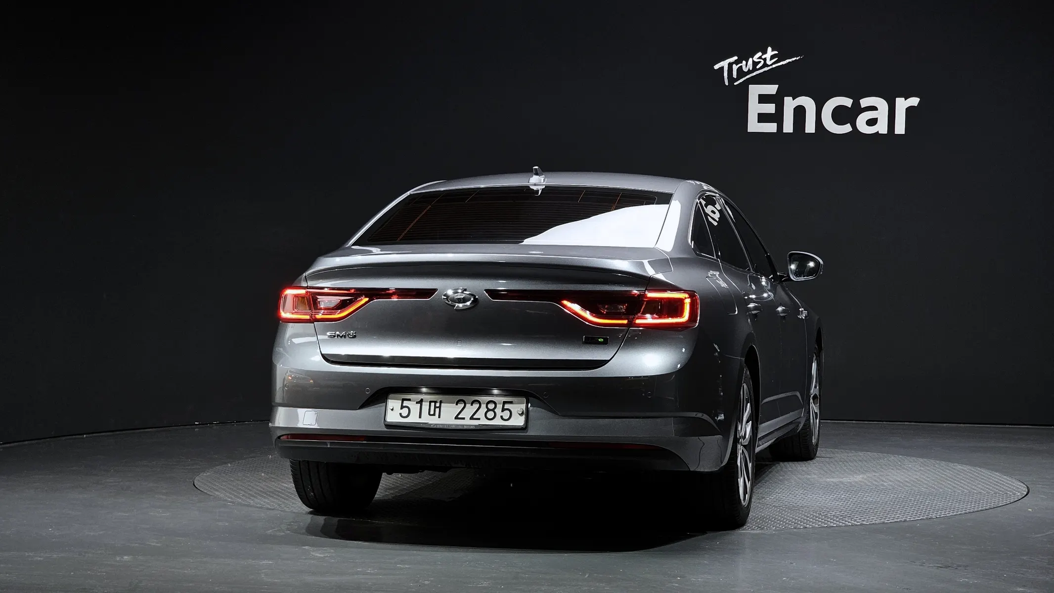 Renault Korea SM6 2.0 LPe LE () 2016 3/5