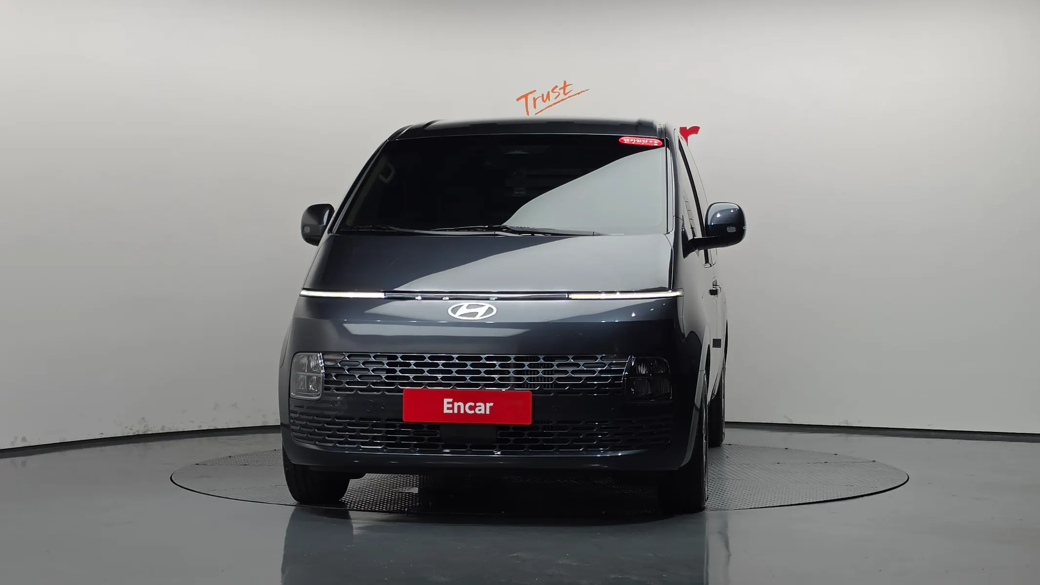 Hyundai Staria HEV 1.6 3 2024 2/5