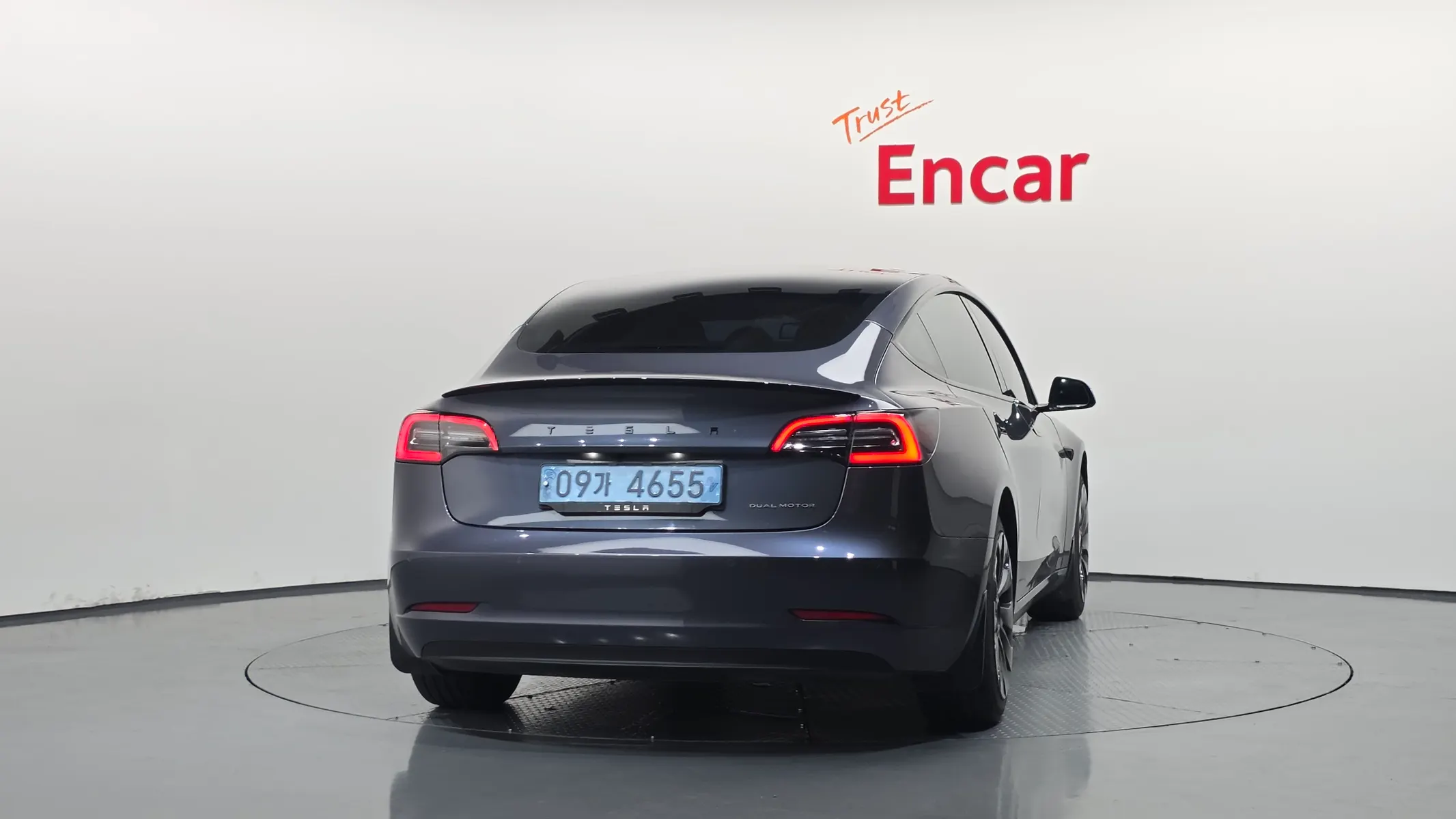 Tesla 3 RWD 2020 3/5