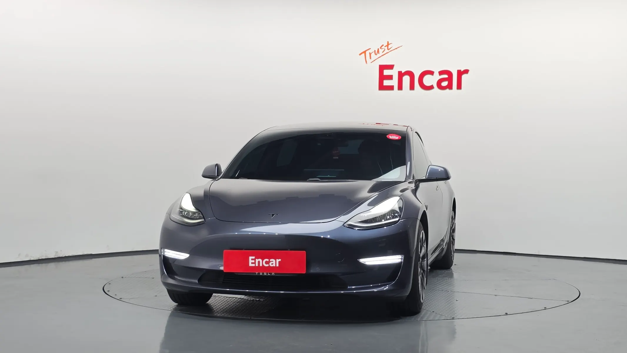 Tesla 3 RWD 2020 2/5