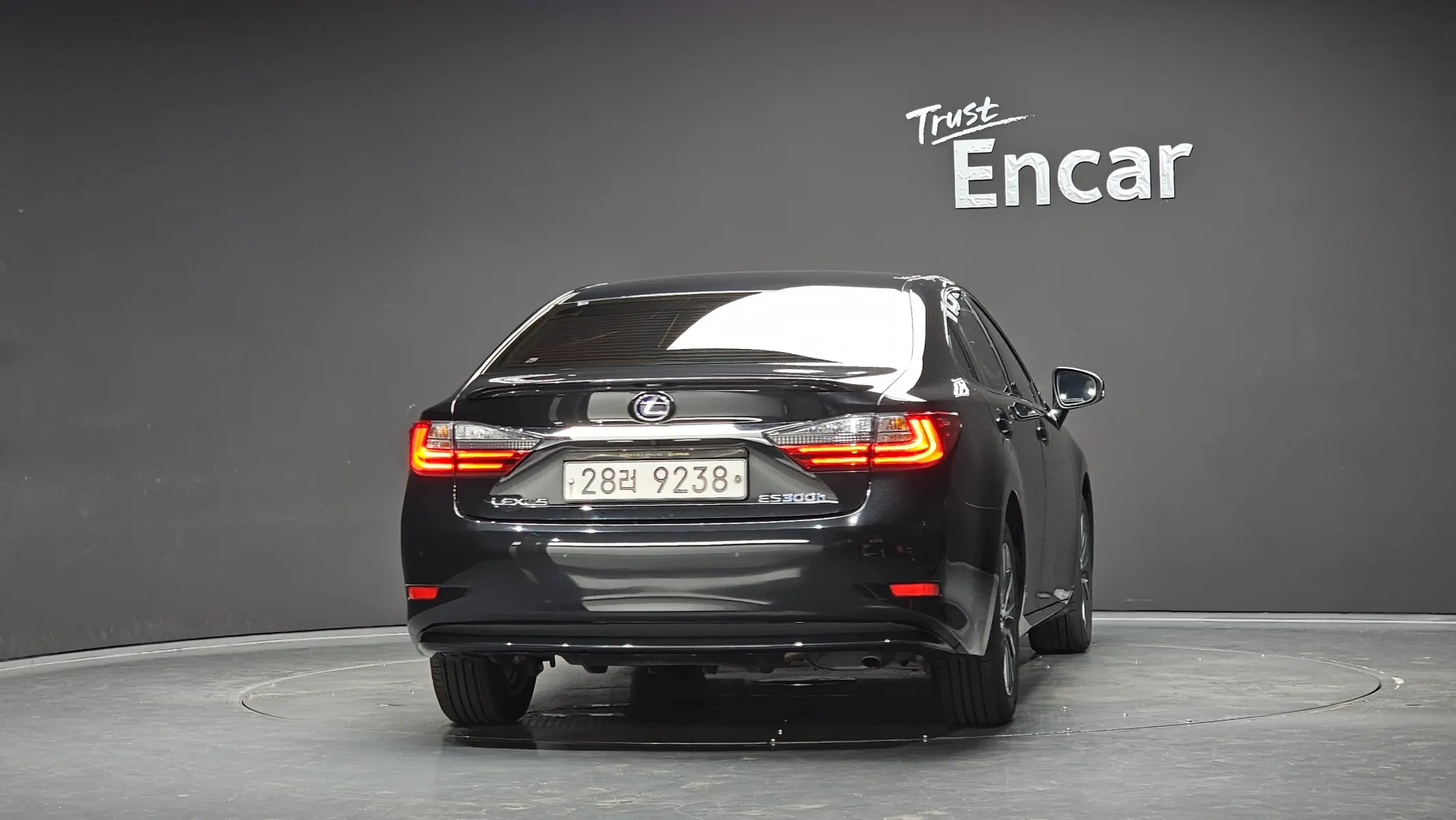 Lexus ES300h 2017 3/5