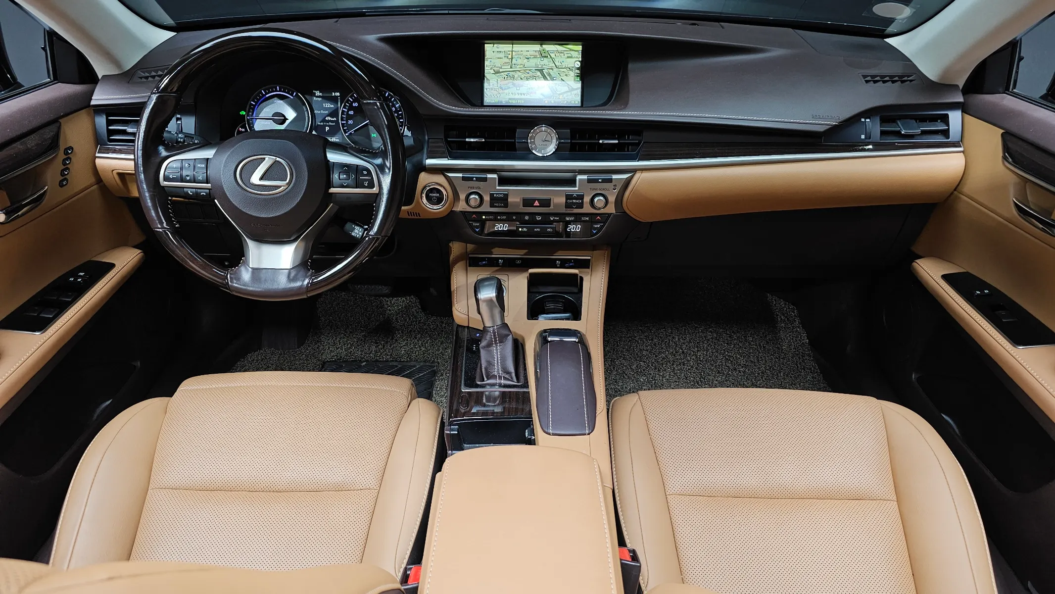 Lexus ES300h 2017 4/5
