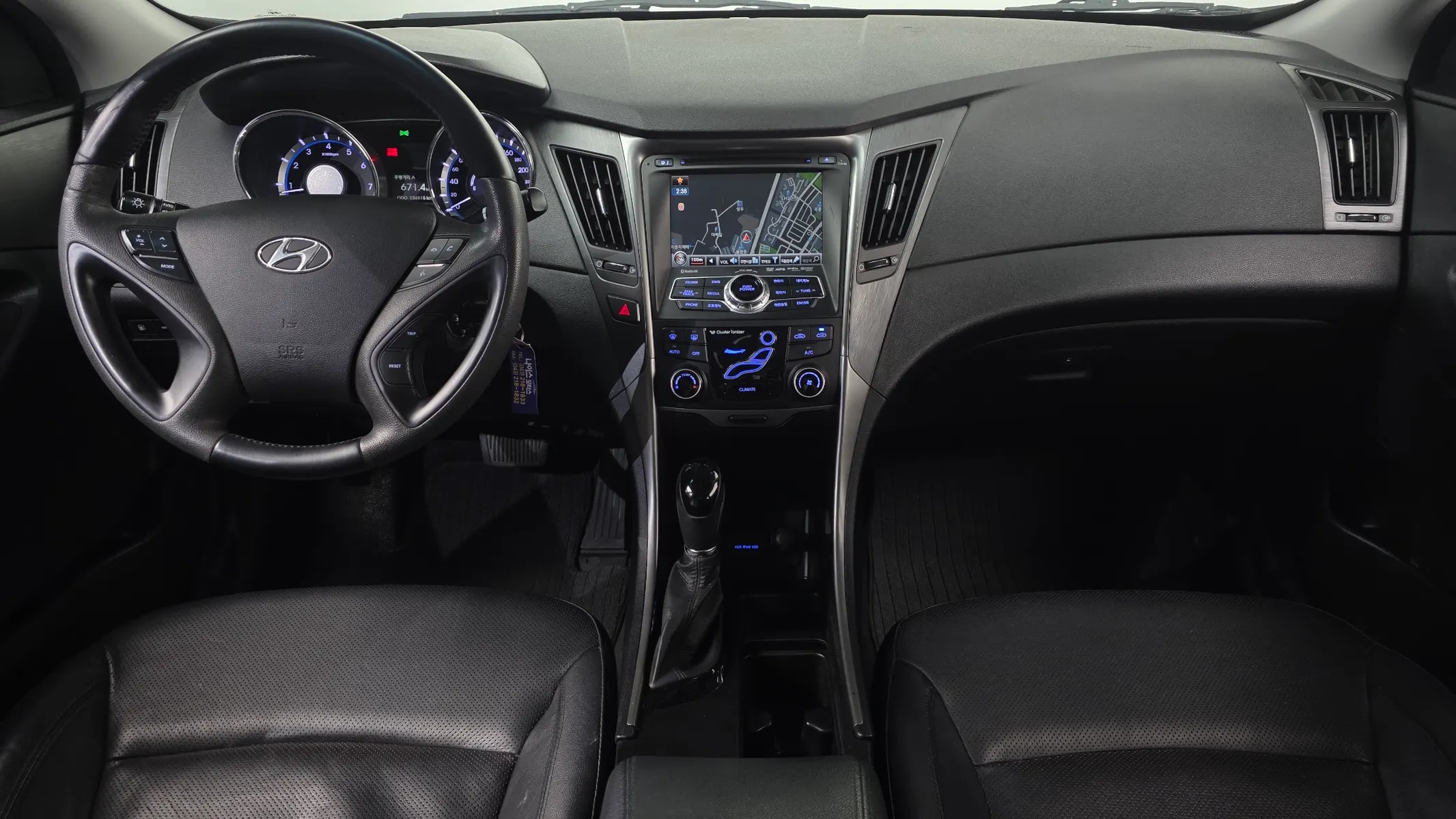 Hyundai YF LPI 2011 4/5