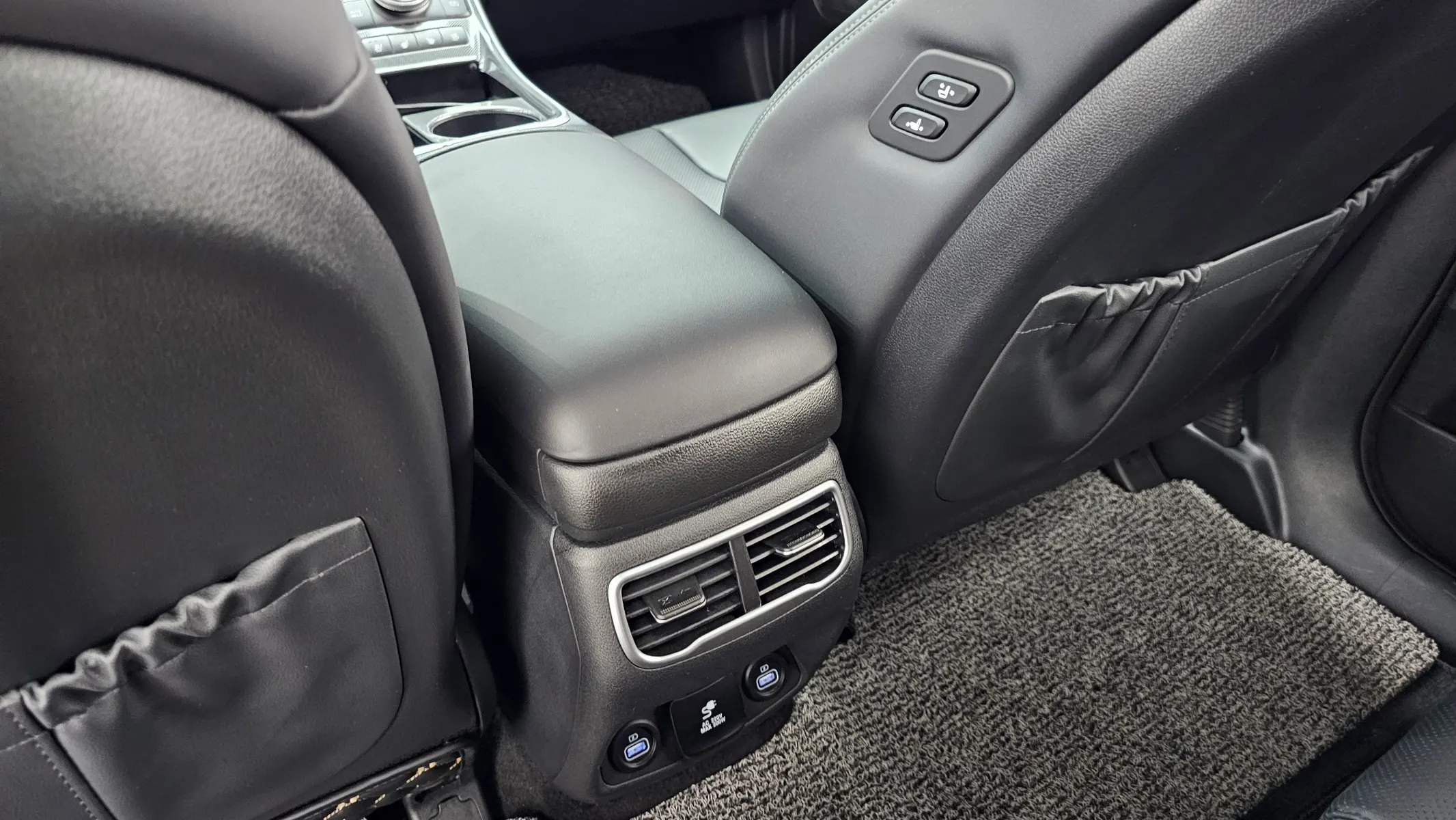 Hyundai 싼타페 HEV 1.6 2WD 2023 35/36