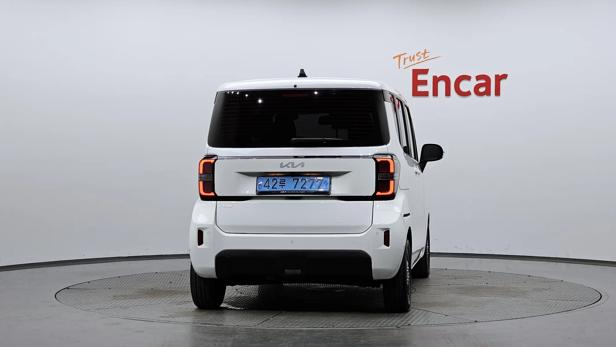 Kia EV 2023 3/5