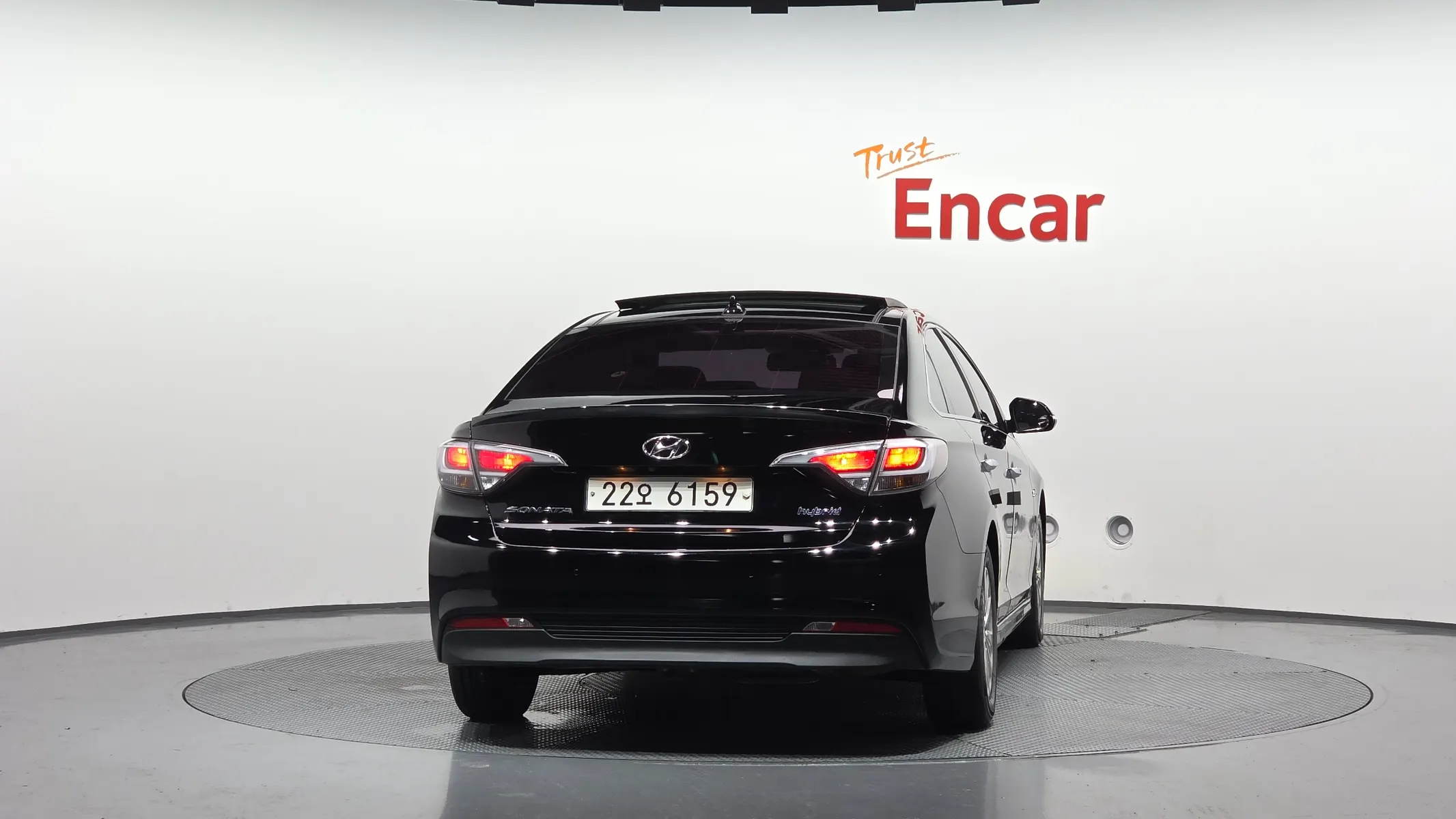 Hyundai LF 2.0 HEV 2015 3/5
