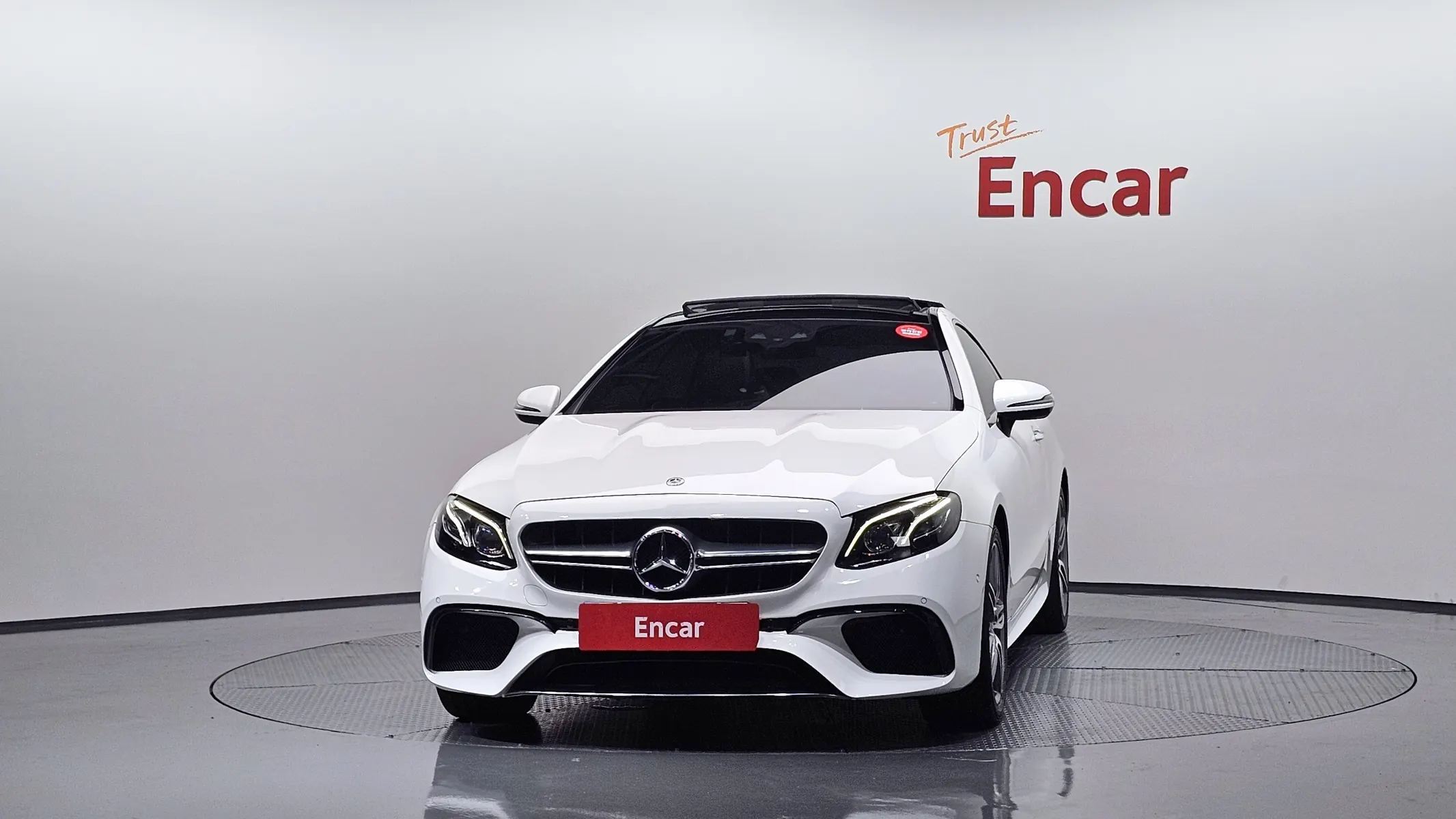 Mercedes-Benz E-Class W213 E220d 2019 3/36