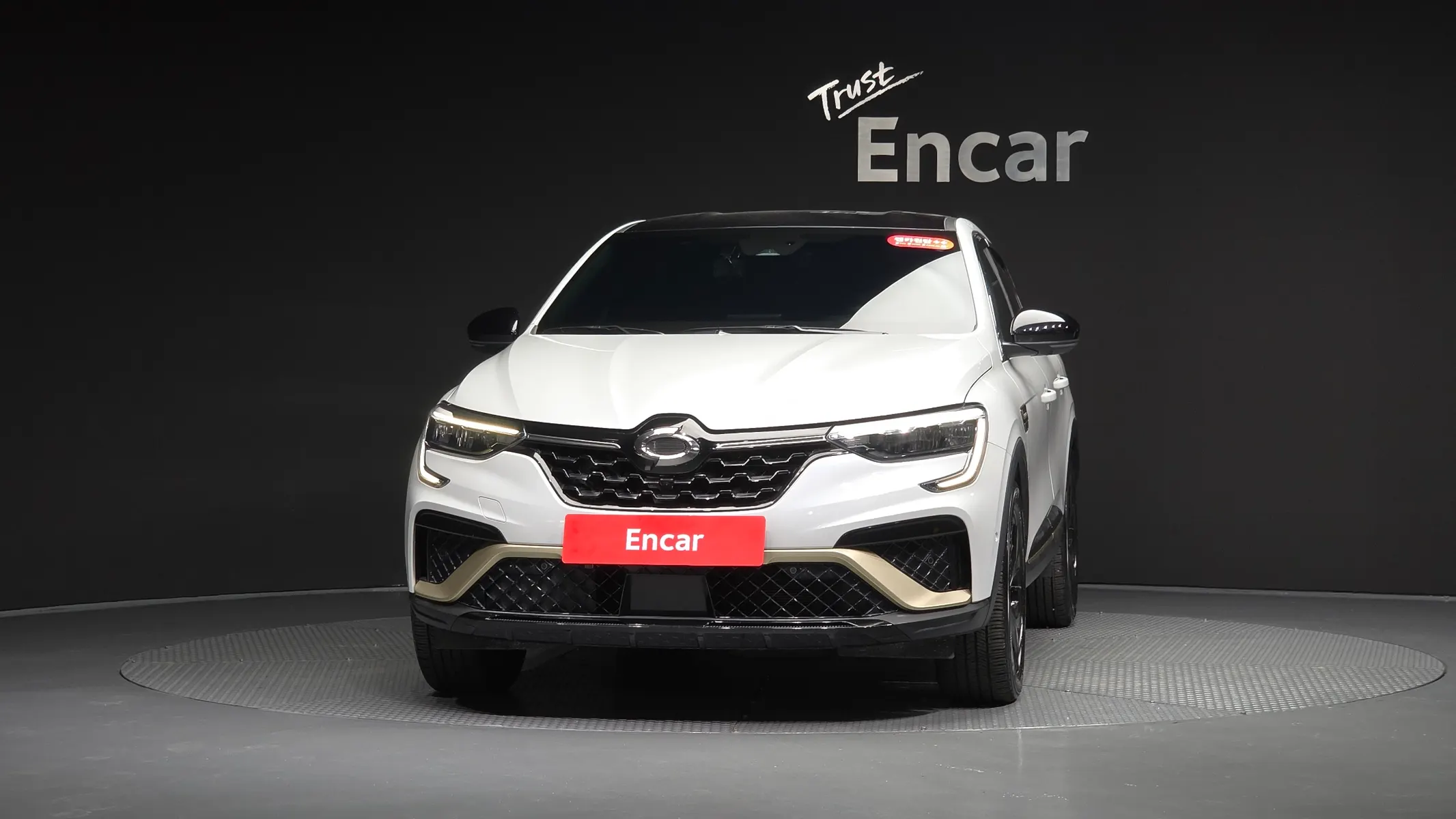 Renault Korea XM3 1.6 E-TECH 2024 2/5