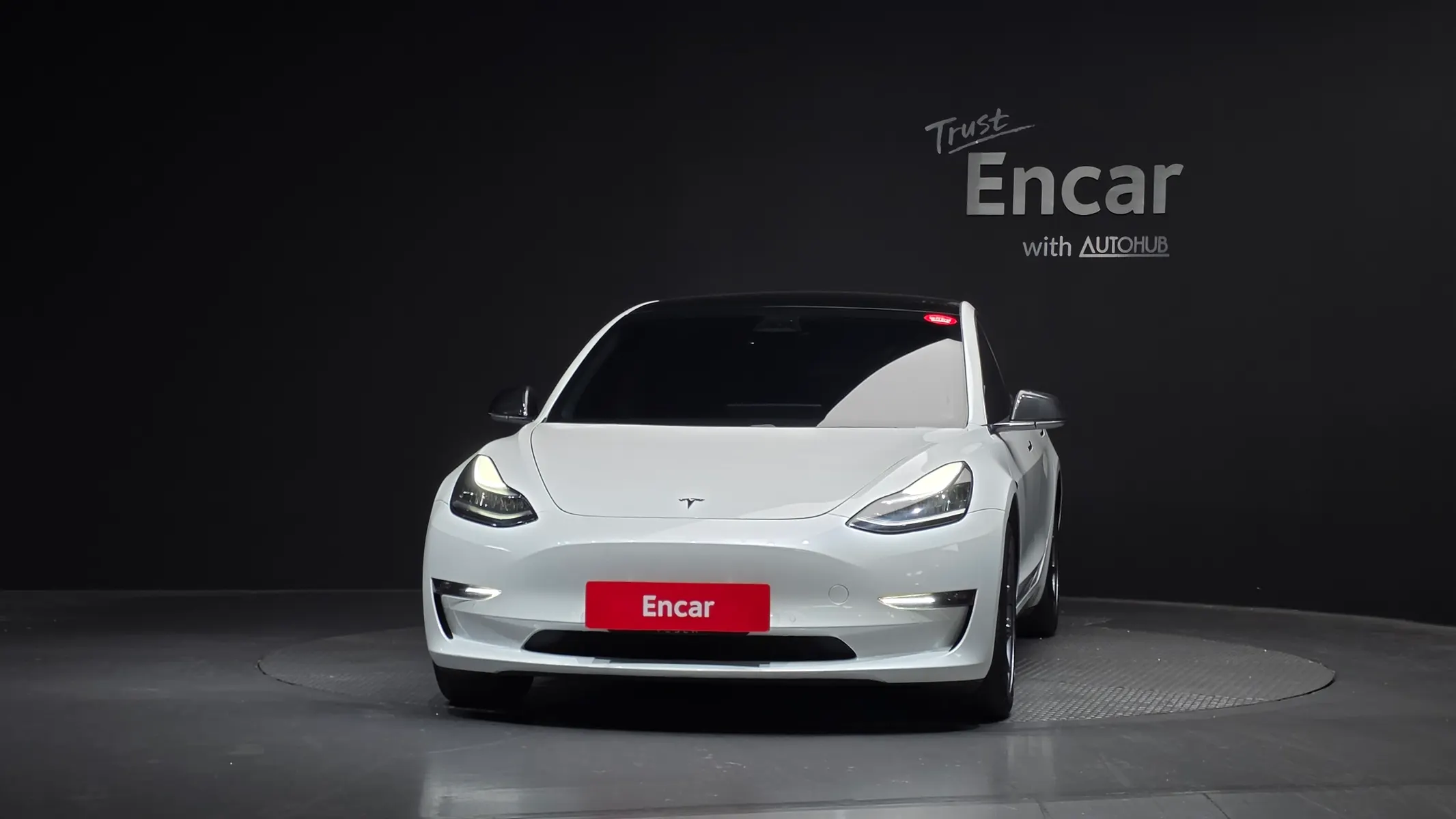 Tesla 3 AWD 2020 2/5