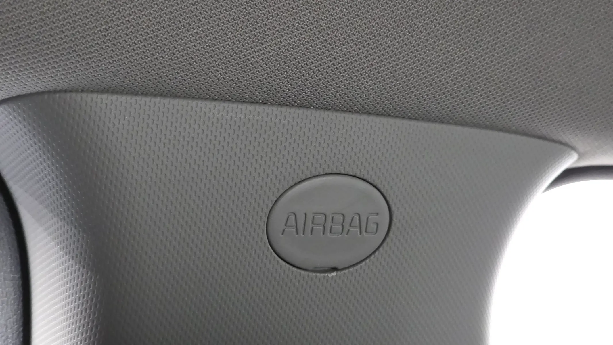 Kia 4 2.0 2WD 2015 35/36