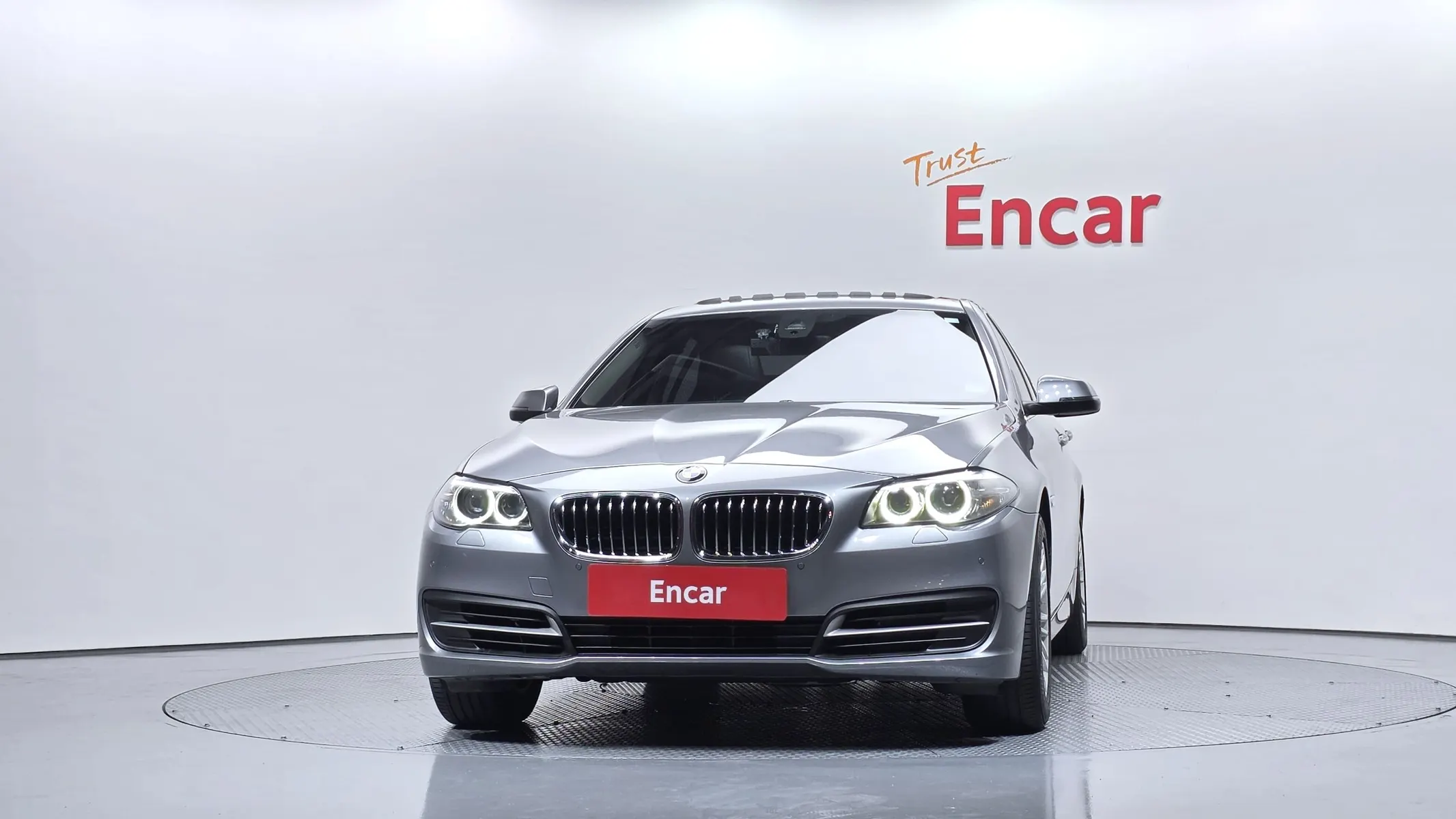 BMW 5 Series (F10) 520d xDrive 2015 3/21