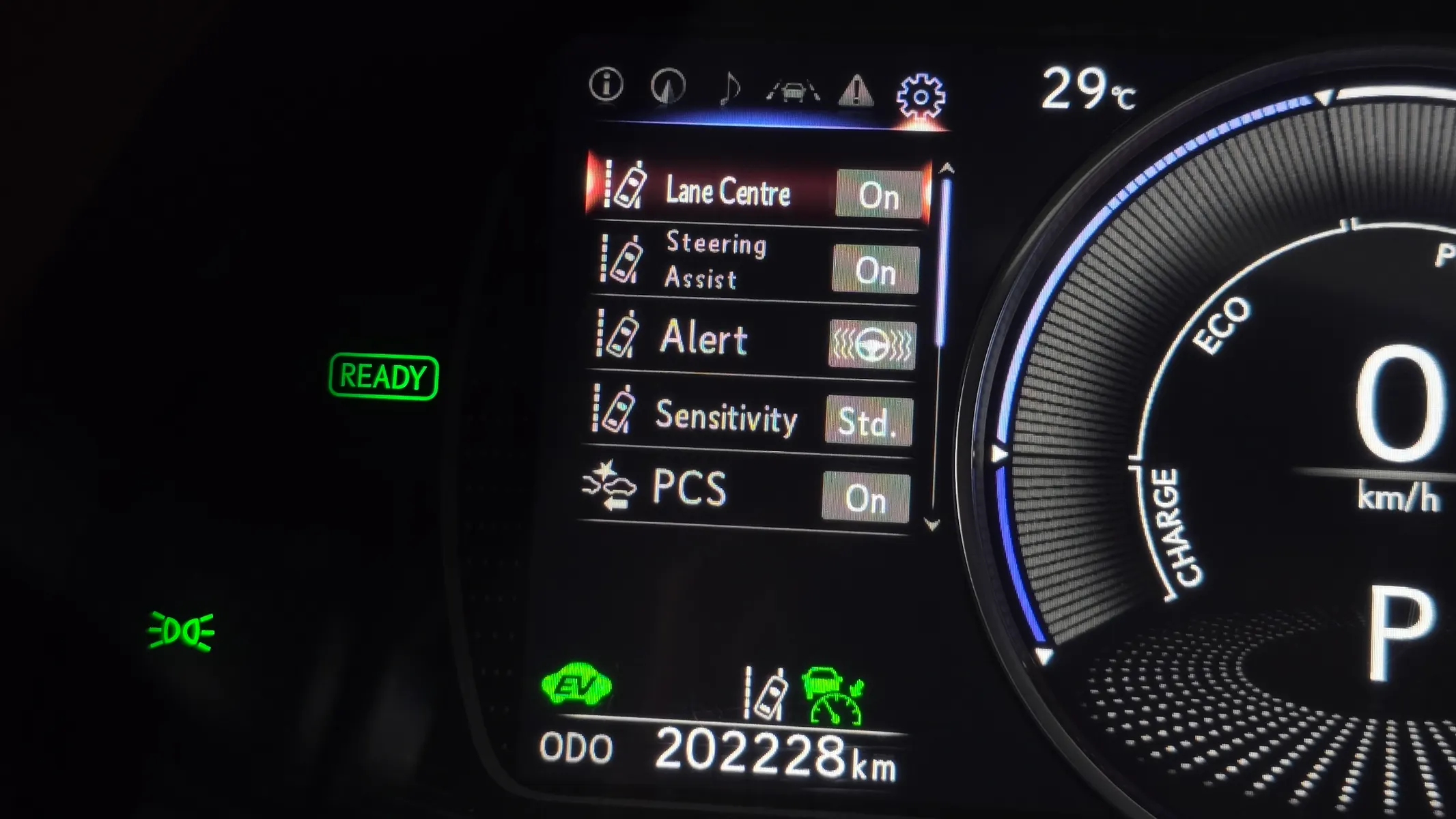 Lexus ES300h 7 2018 32/33