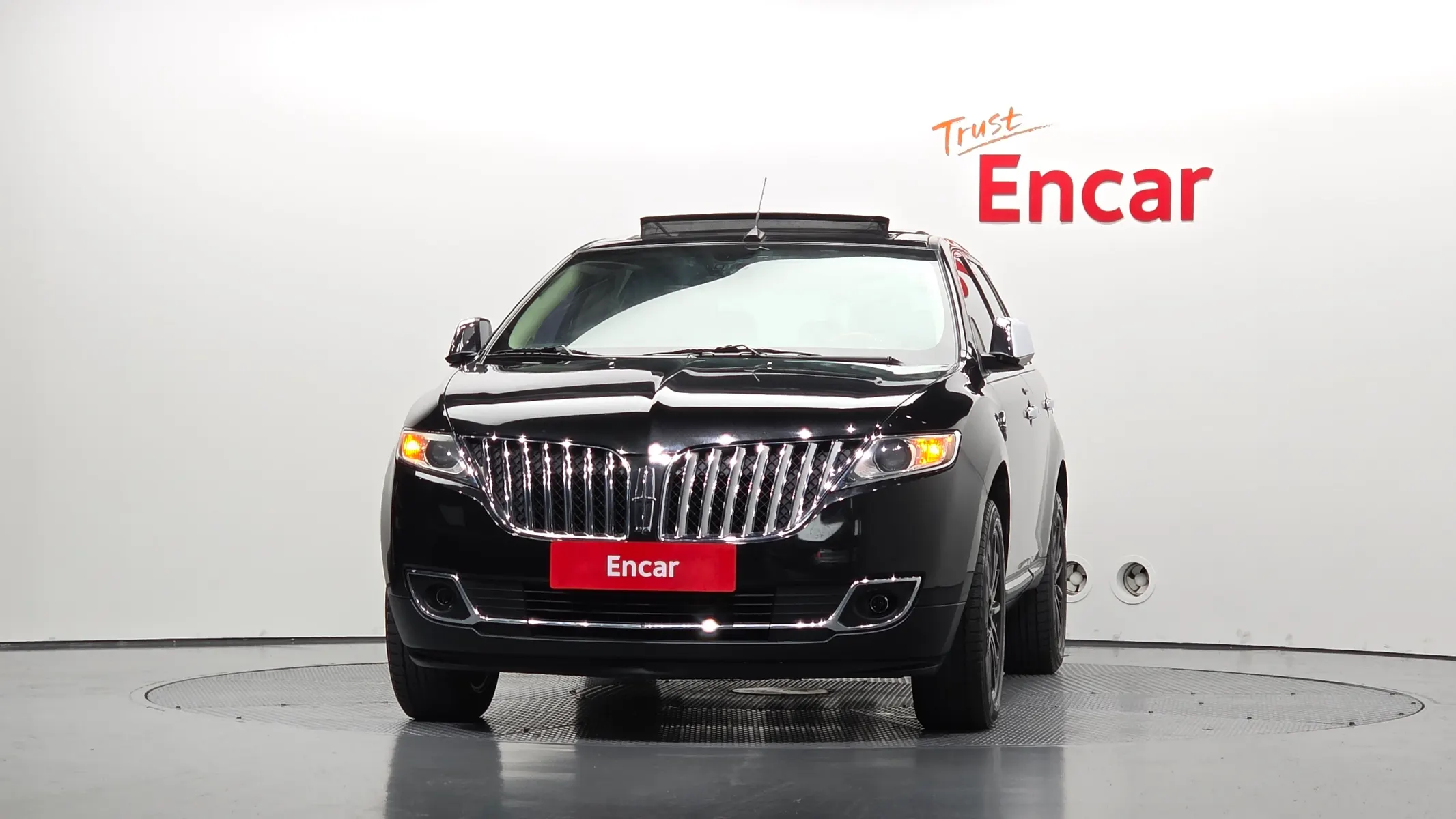 Lincoln MKX 3.7 AWD 2010 2/5