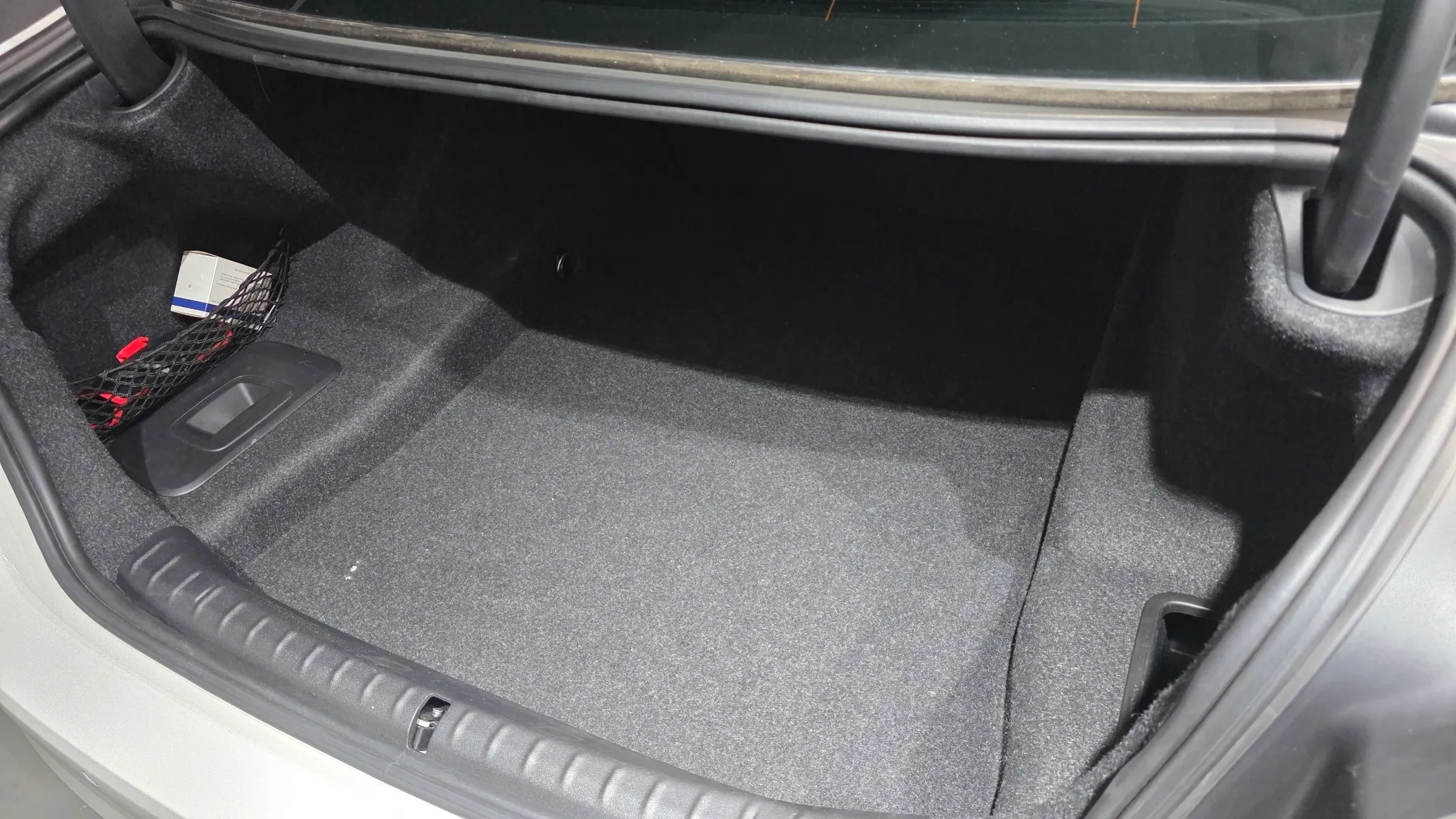BMW 5 Series (G30) 520i 2020 31/32