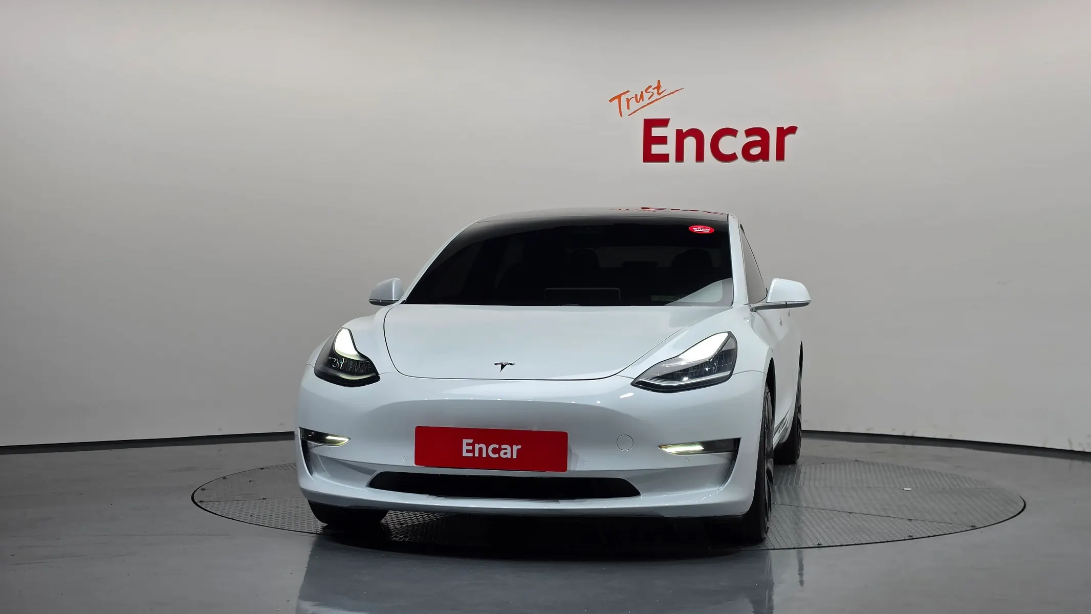 Tesla 3 AWD 2020 2/5