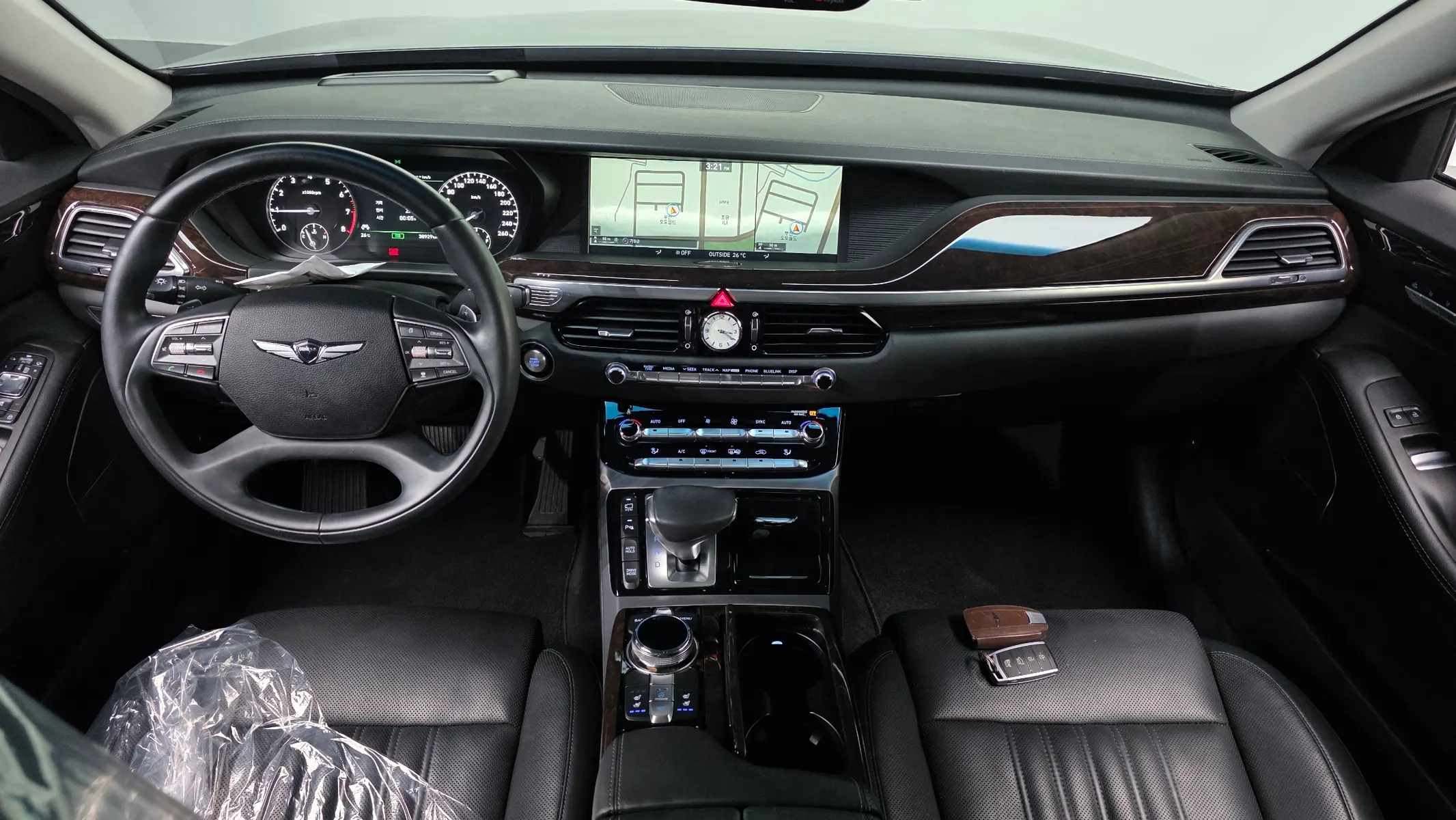 Genesis EQ900 3.8 GDI AWD 2016 4/5