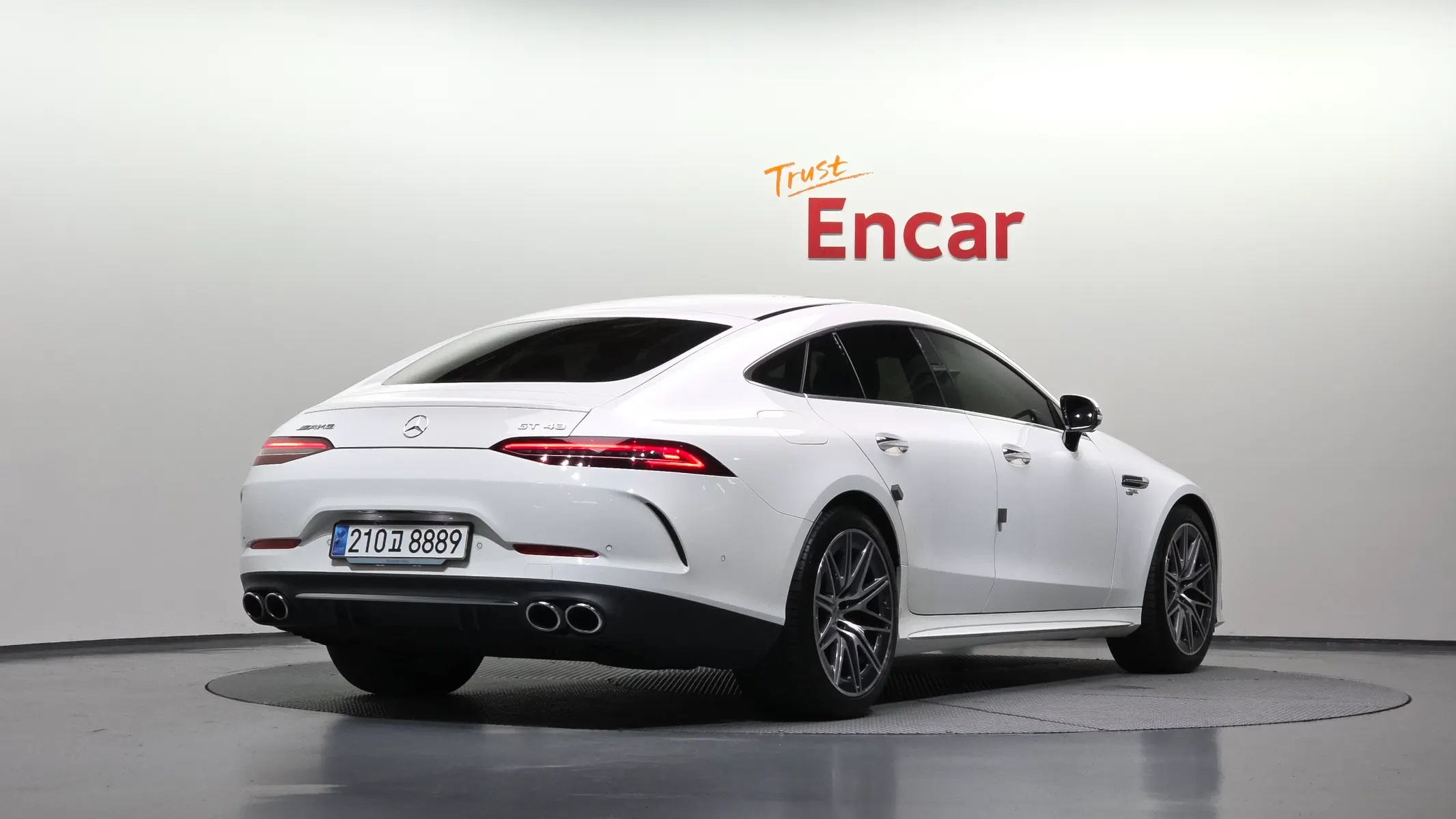 Mercedes-Benz AMG GT 4 43 4MATIC+ 2023 2/35