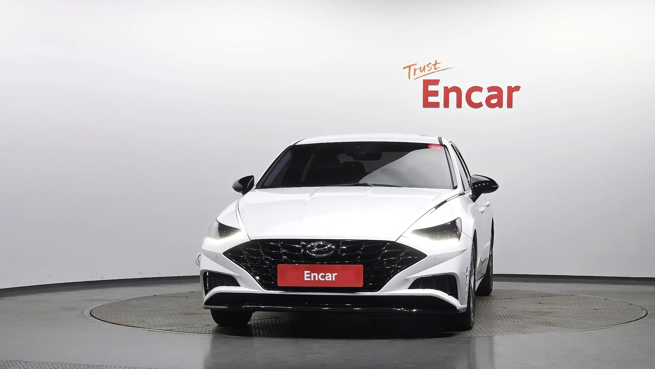 Hyundai (DN8) 2.0 2022 2/5