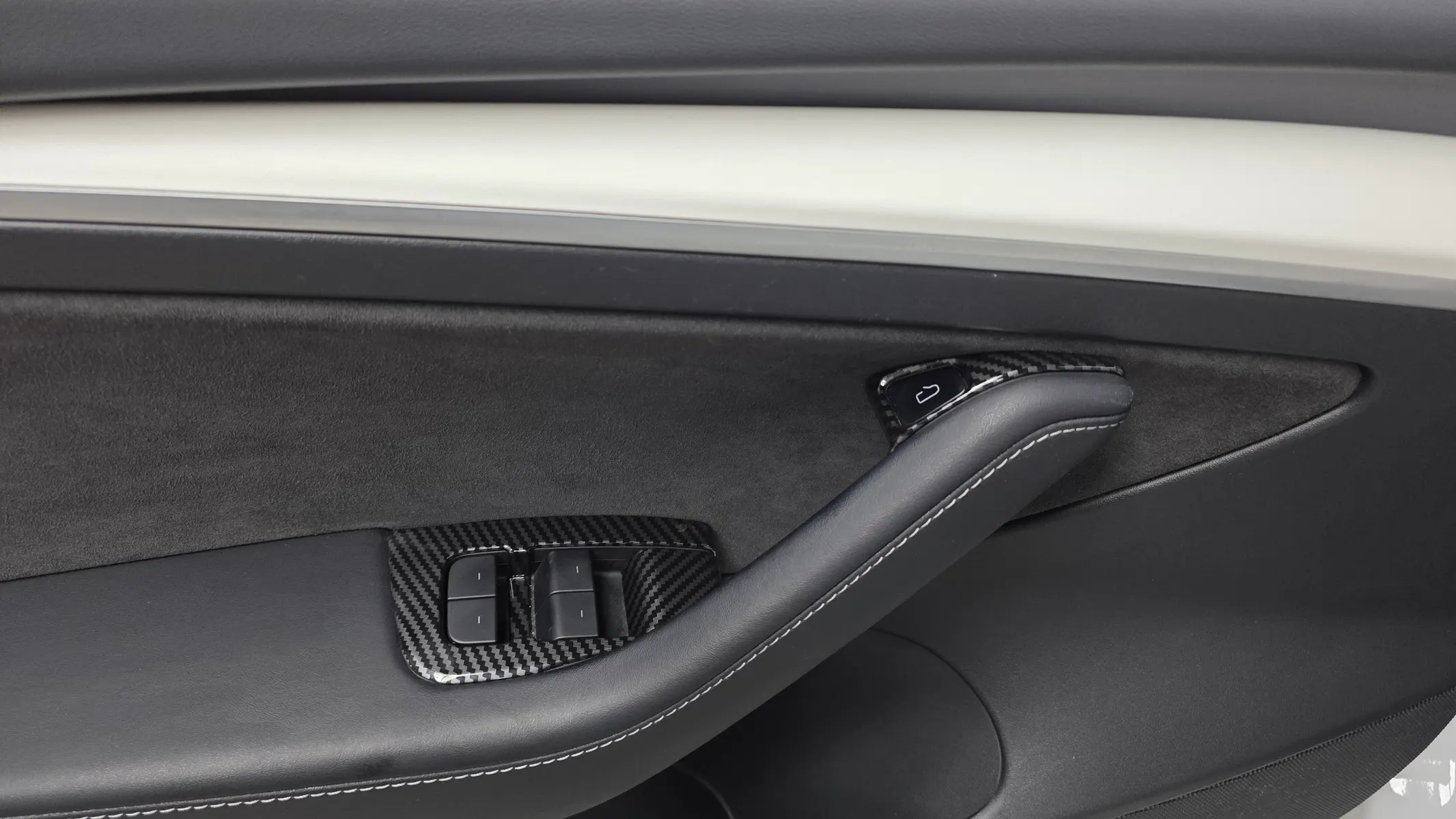 Tesla 3 AWD 2021 32/33