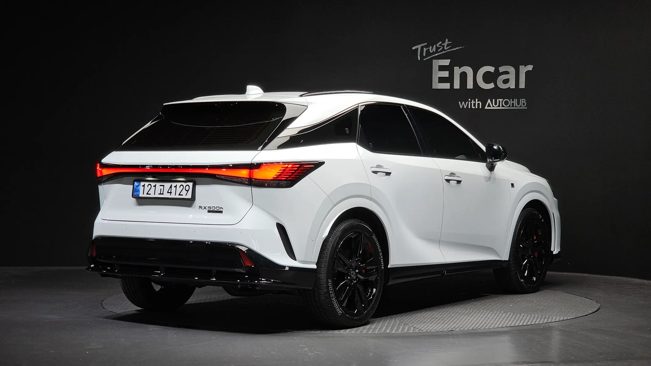 Lexus RX500h 5 F-Sport 2026 2/33
