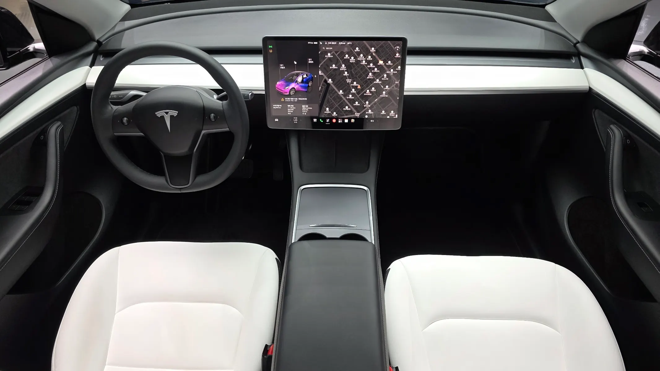 Tesla Y RWD 2023 4/5