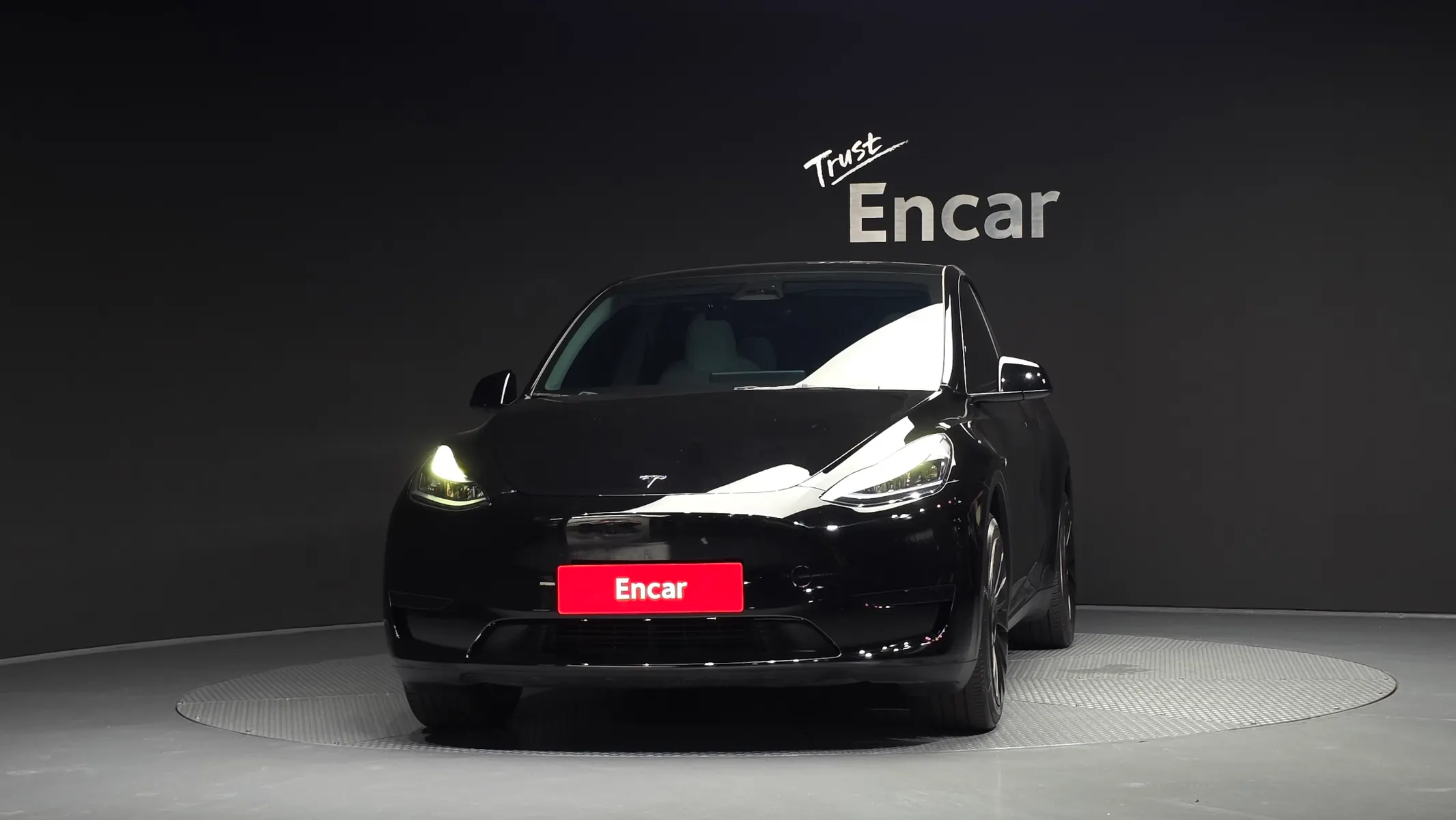 Tesla Y RWD 2023 2/5