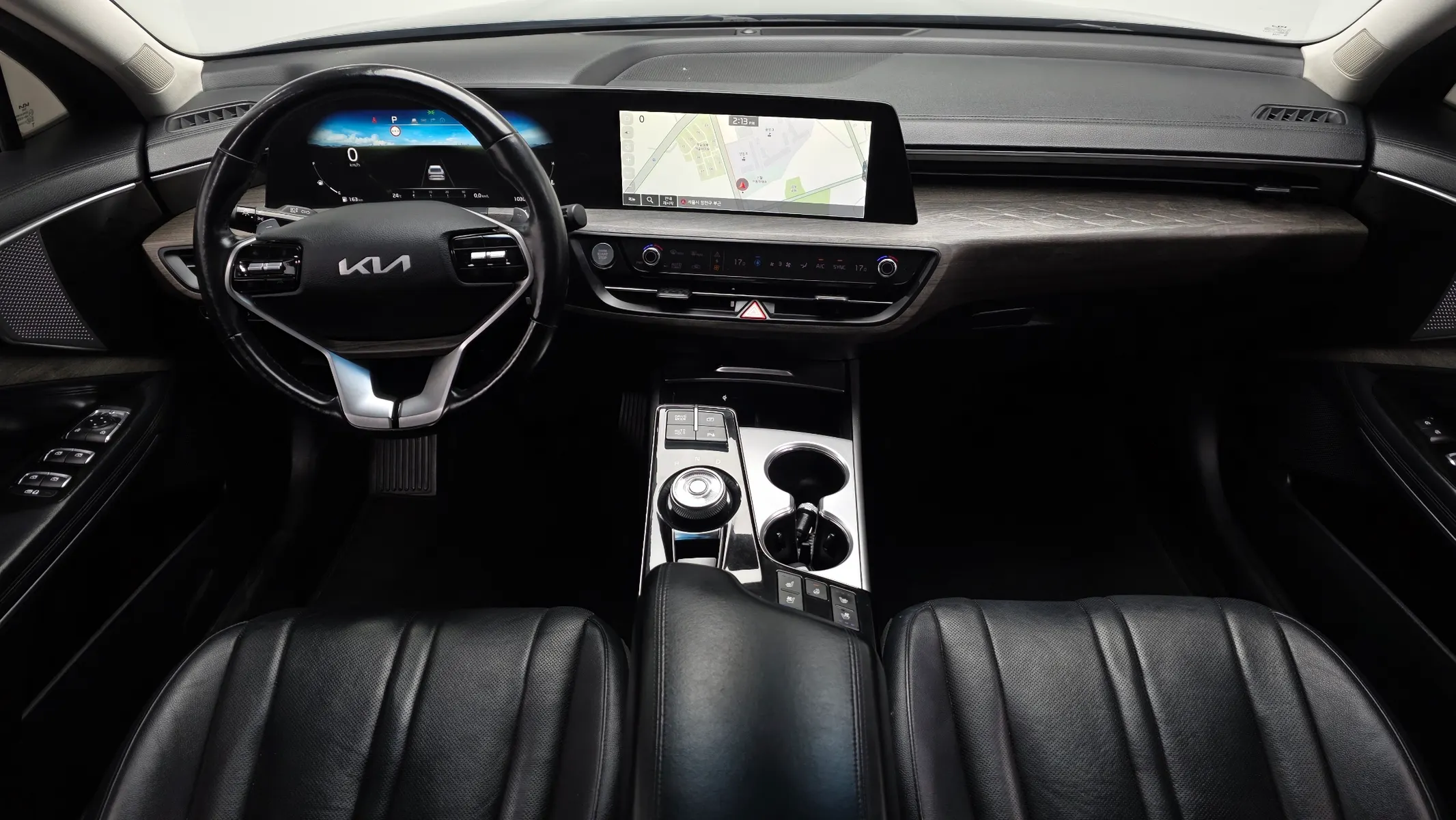 Kia K8 2.5 2WD 2022 4/5